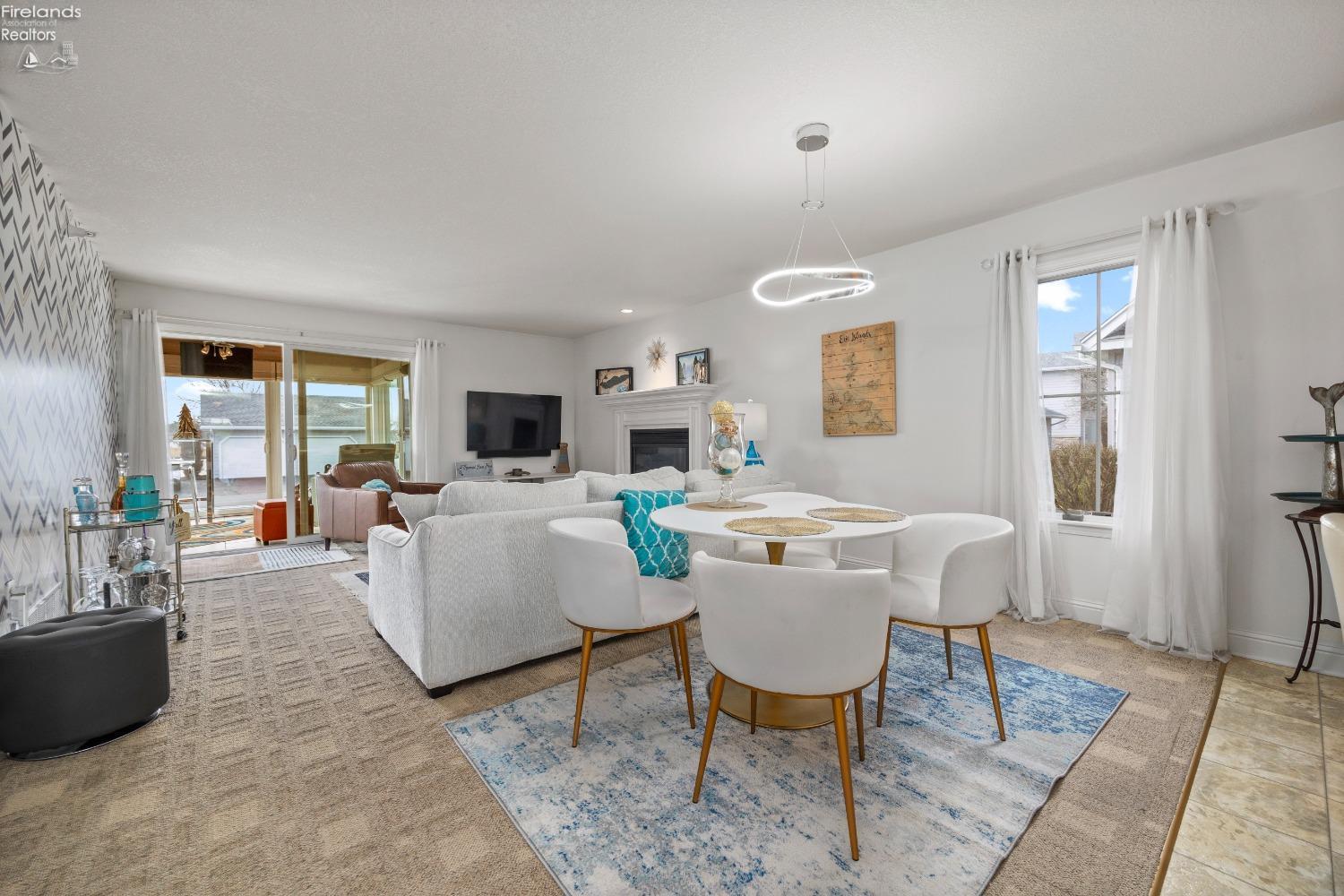 10654 E Bayshore Road 85