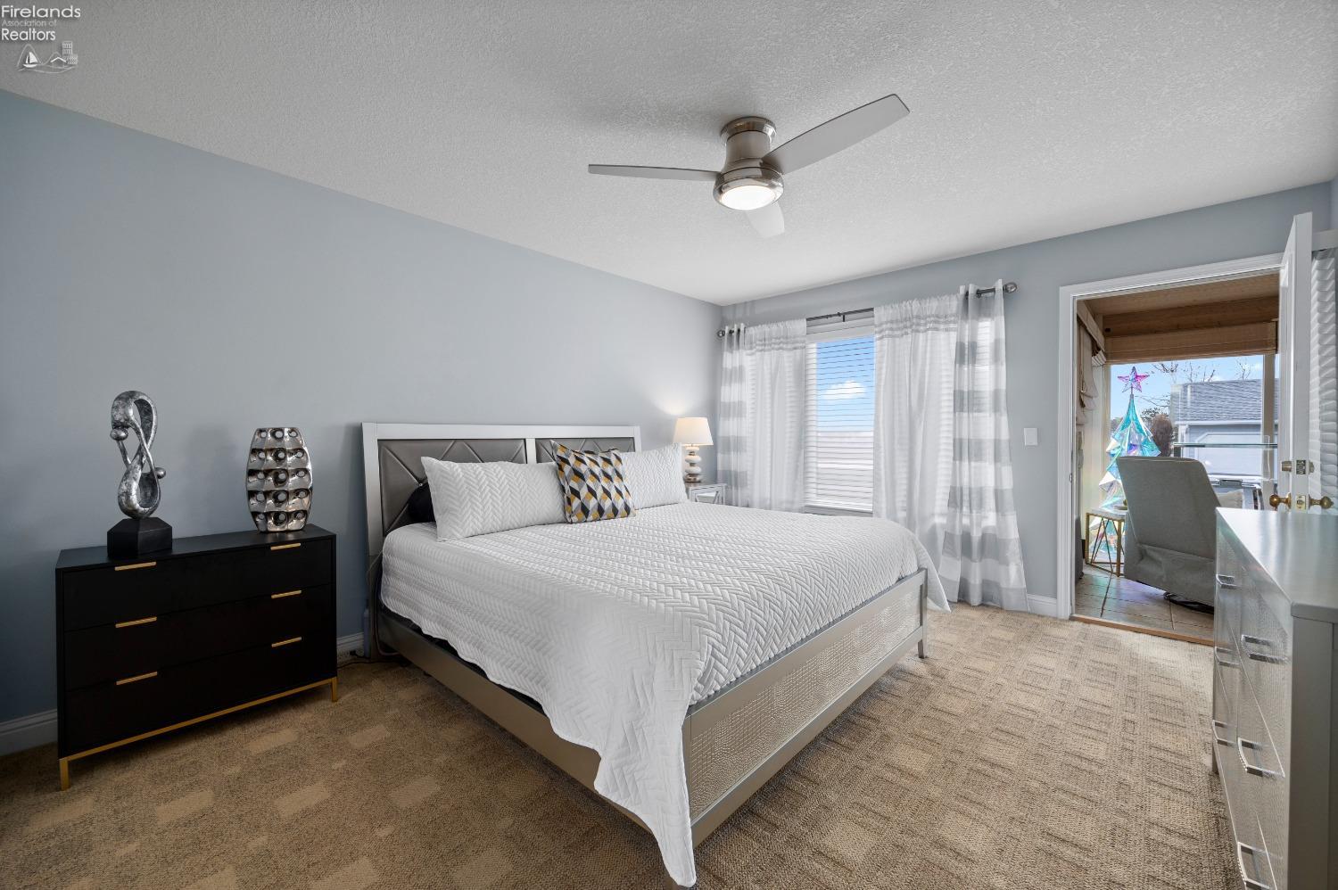 10654 E Bayshore Road 85