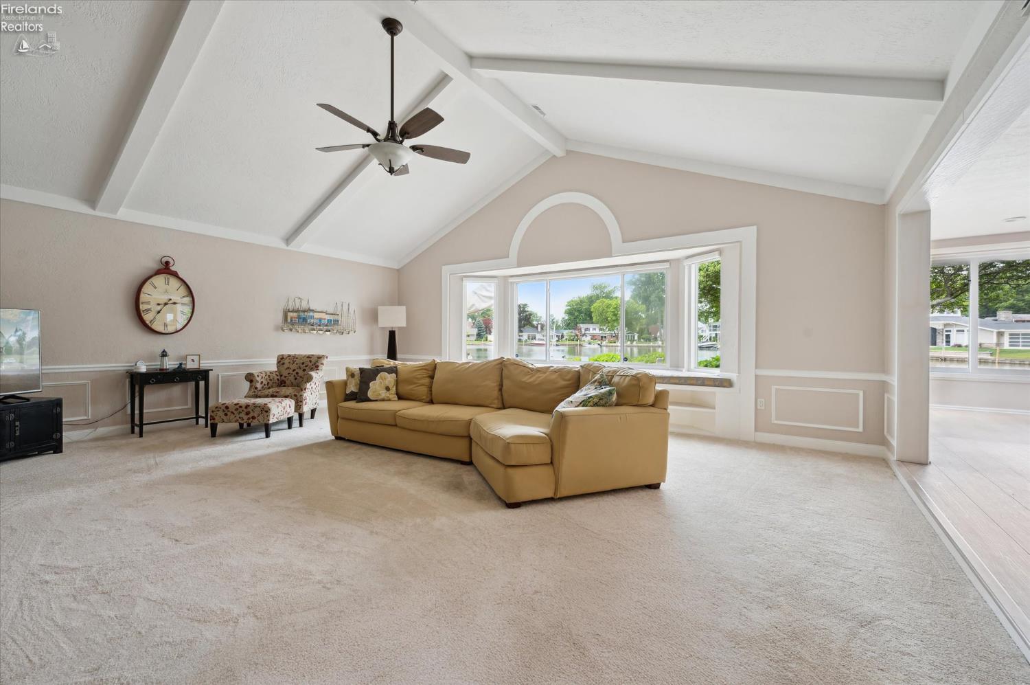 129 Bay Shore Drive
