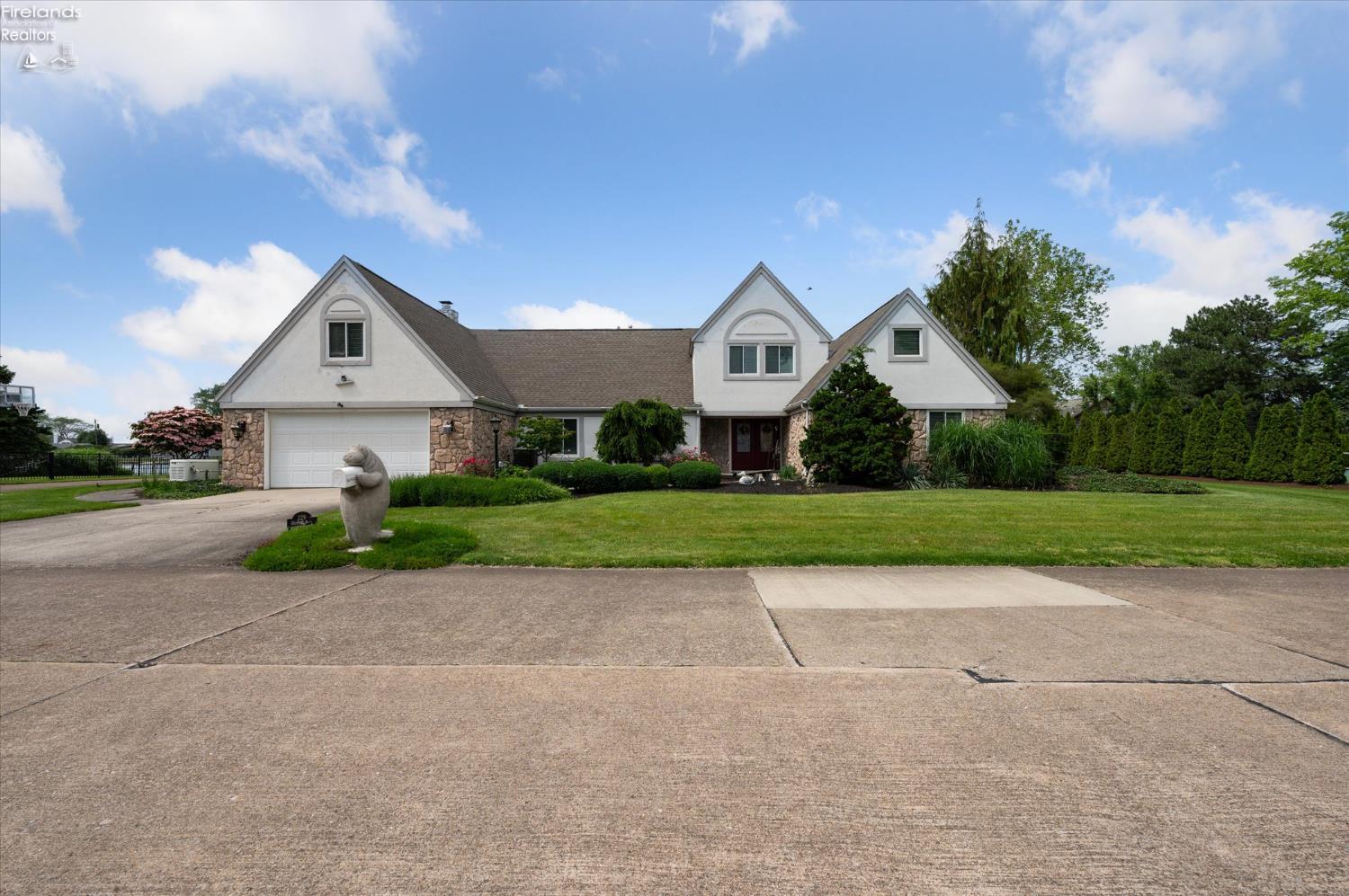 129 Bay Shore Drive
