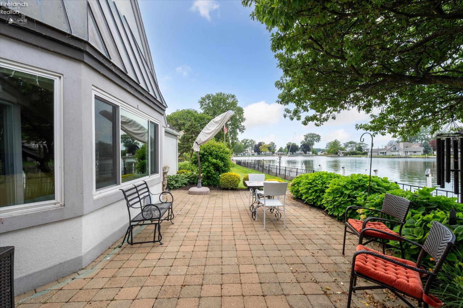 129 Bay Shore Drive