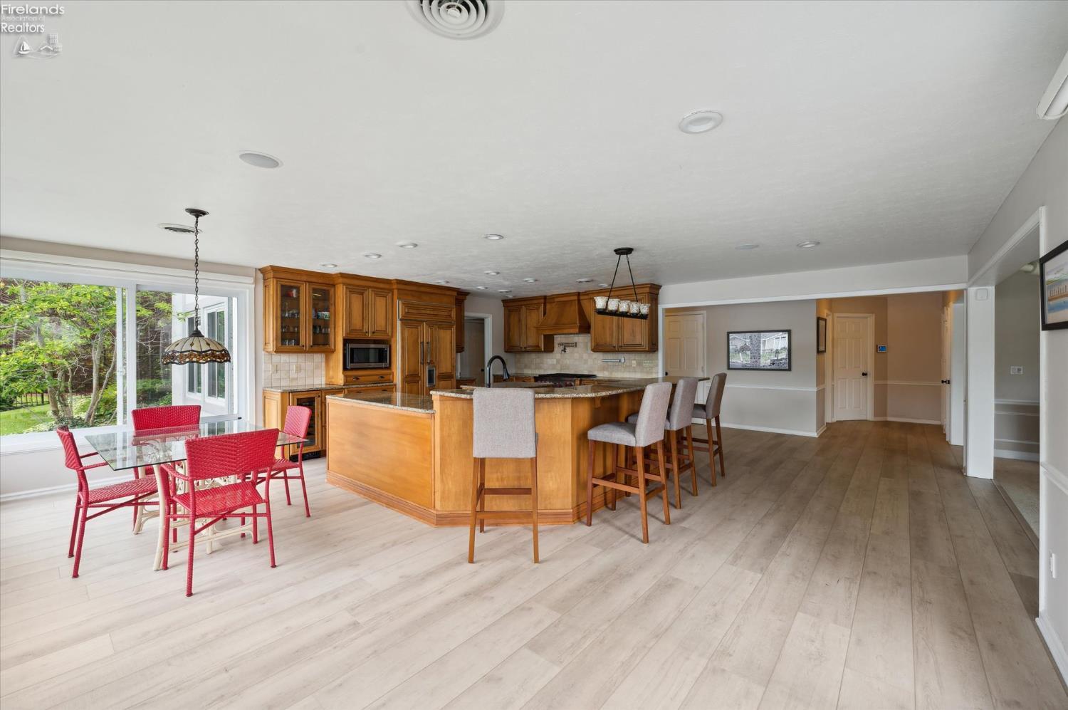 129 Bay Shore Drive