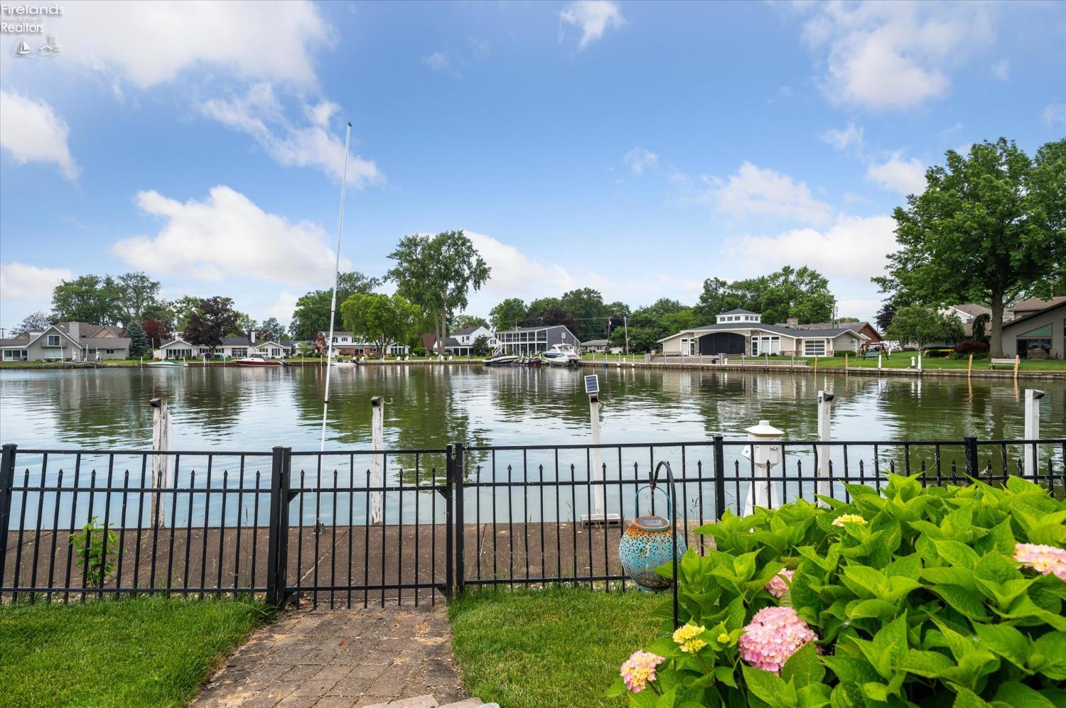 129 Bay Shore Drive