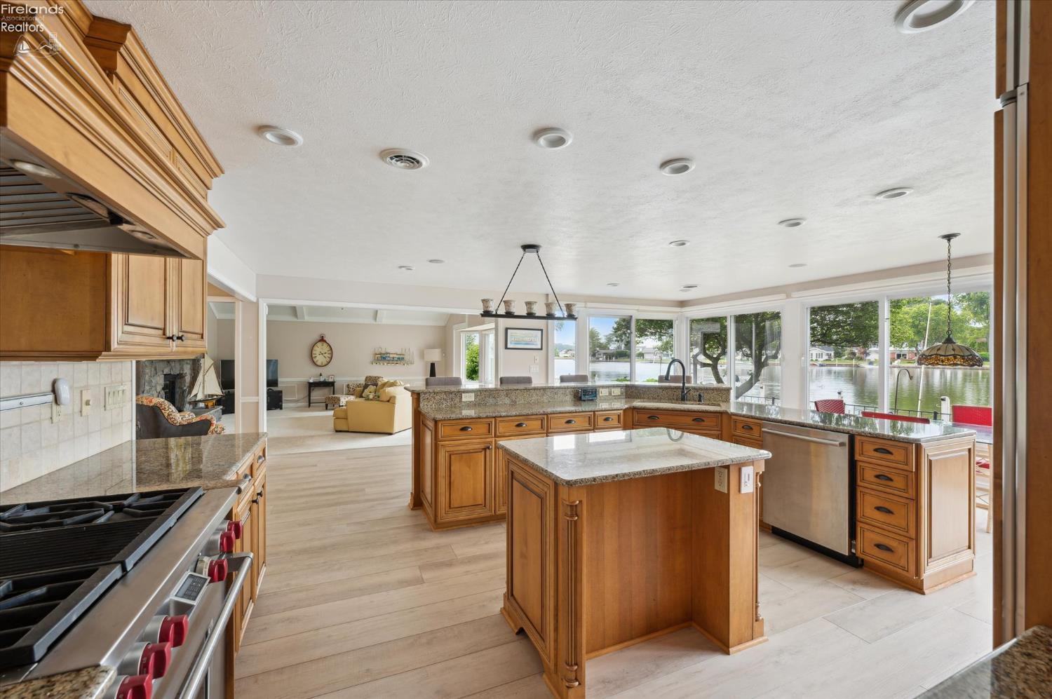 129 Bay Shore Drive