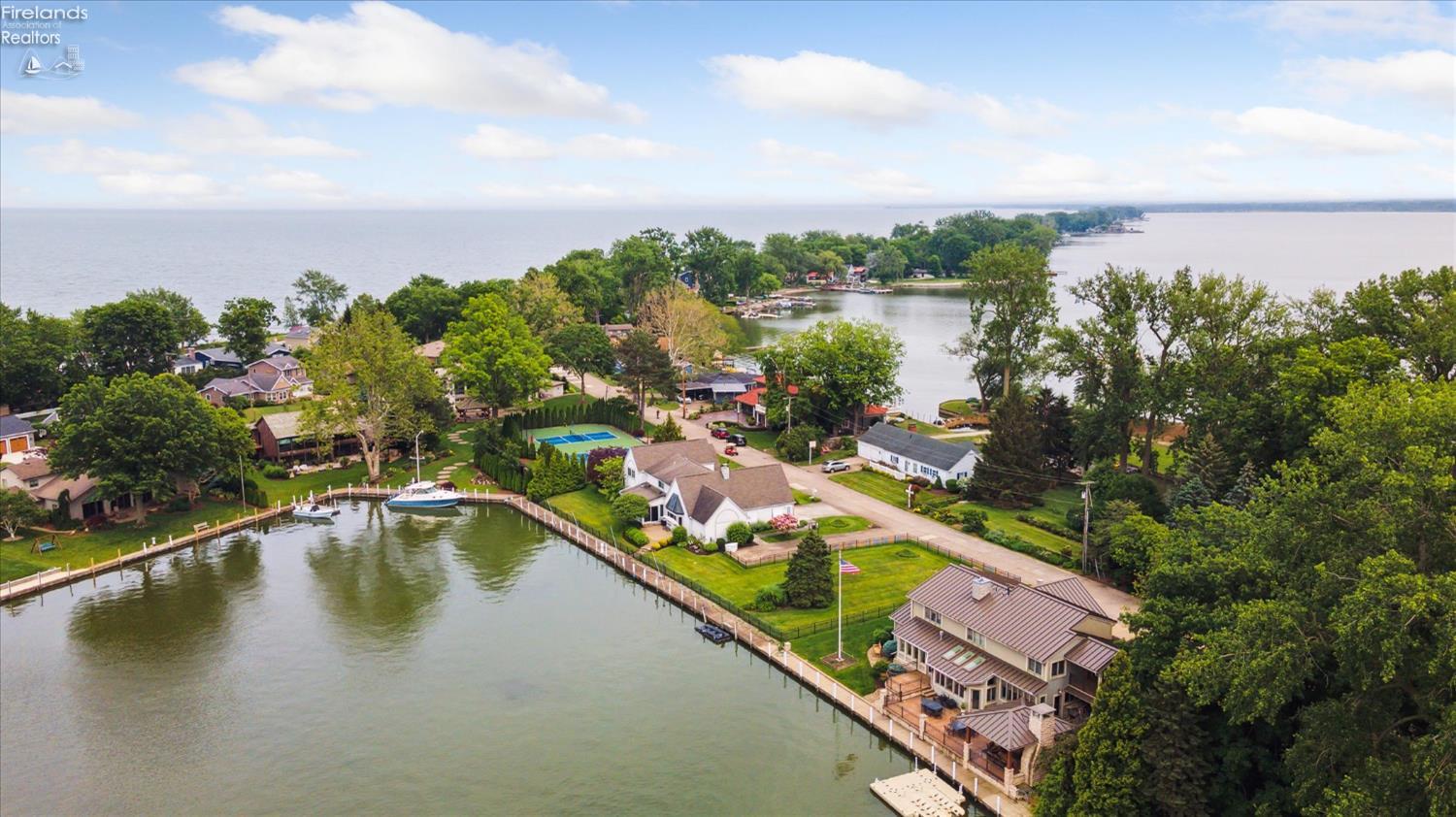 129 Bay Shore Drive