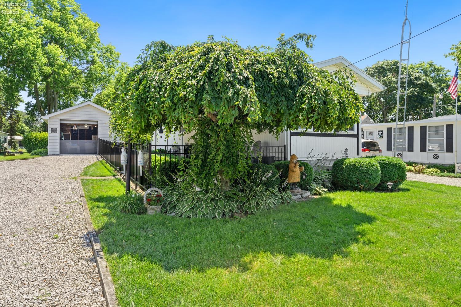 5288 E Lawrence Drive Lot 9