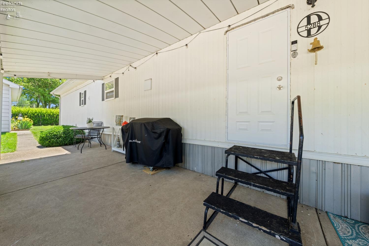 5288 E Lawrence Drive Lot 9