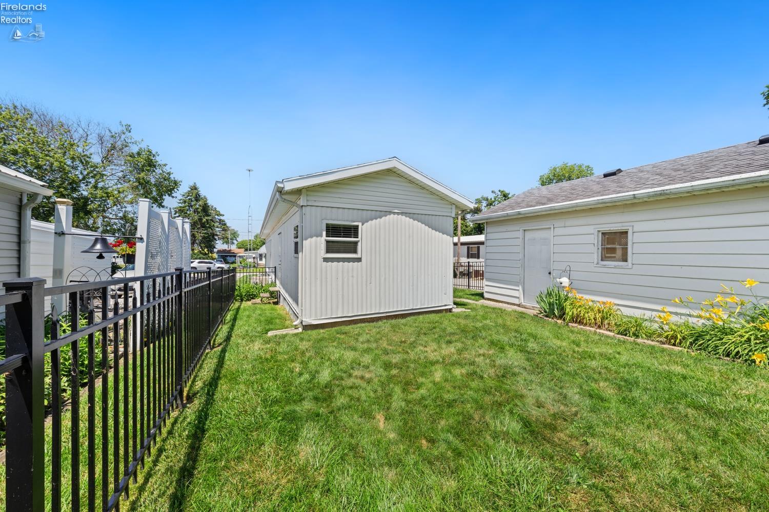 5288 E Lawrence Drive Lot 9