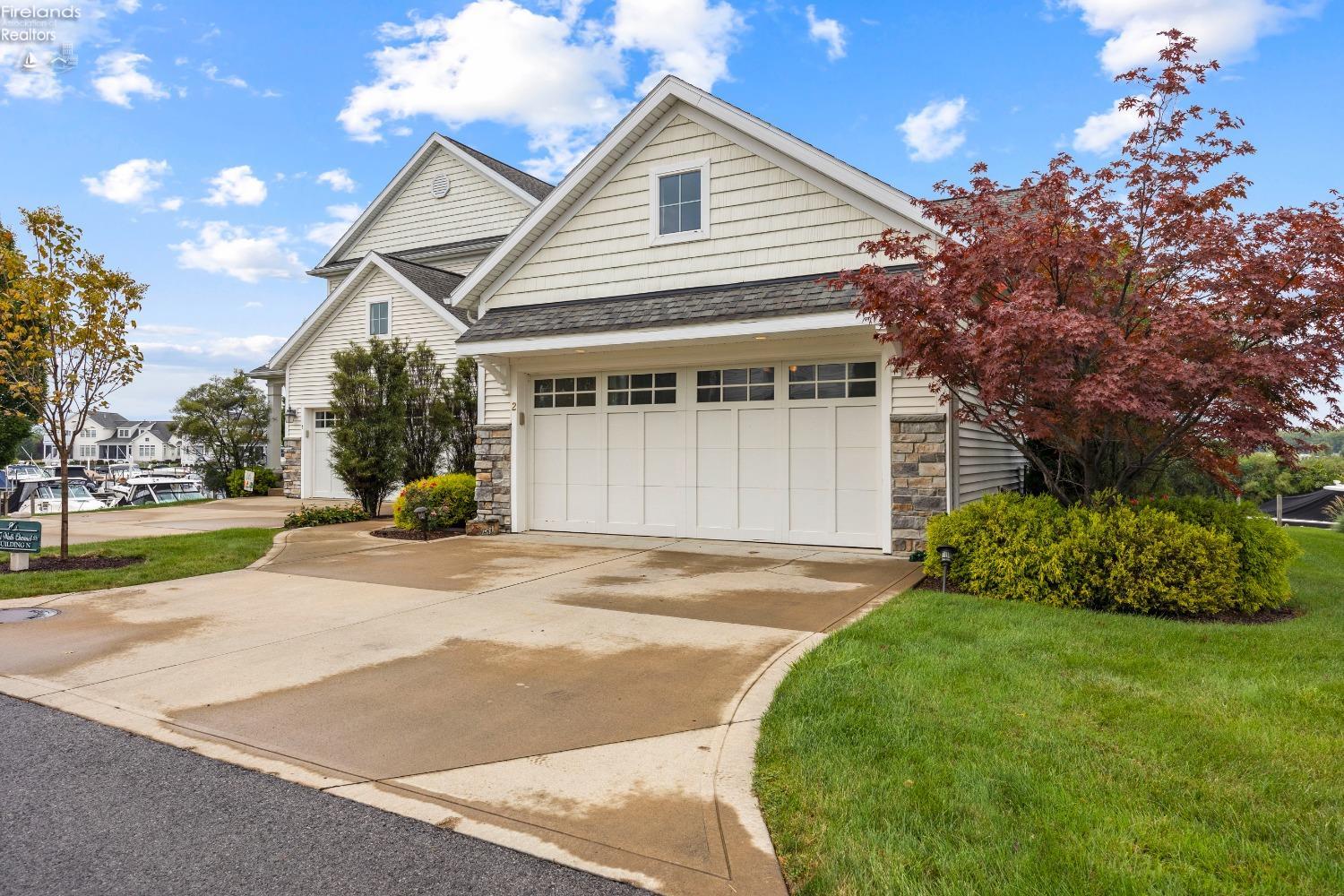 5367 Walls Channel Drive