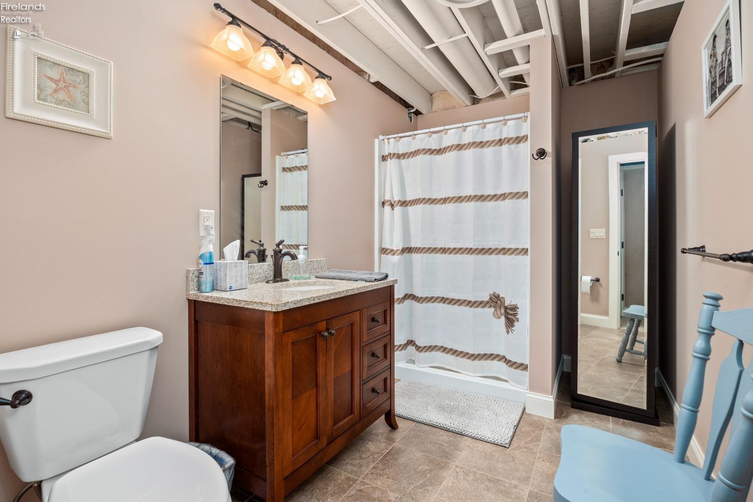 5367 Walls Channel Drive