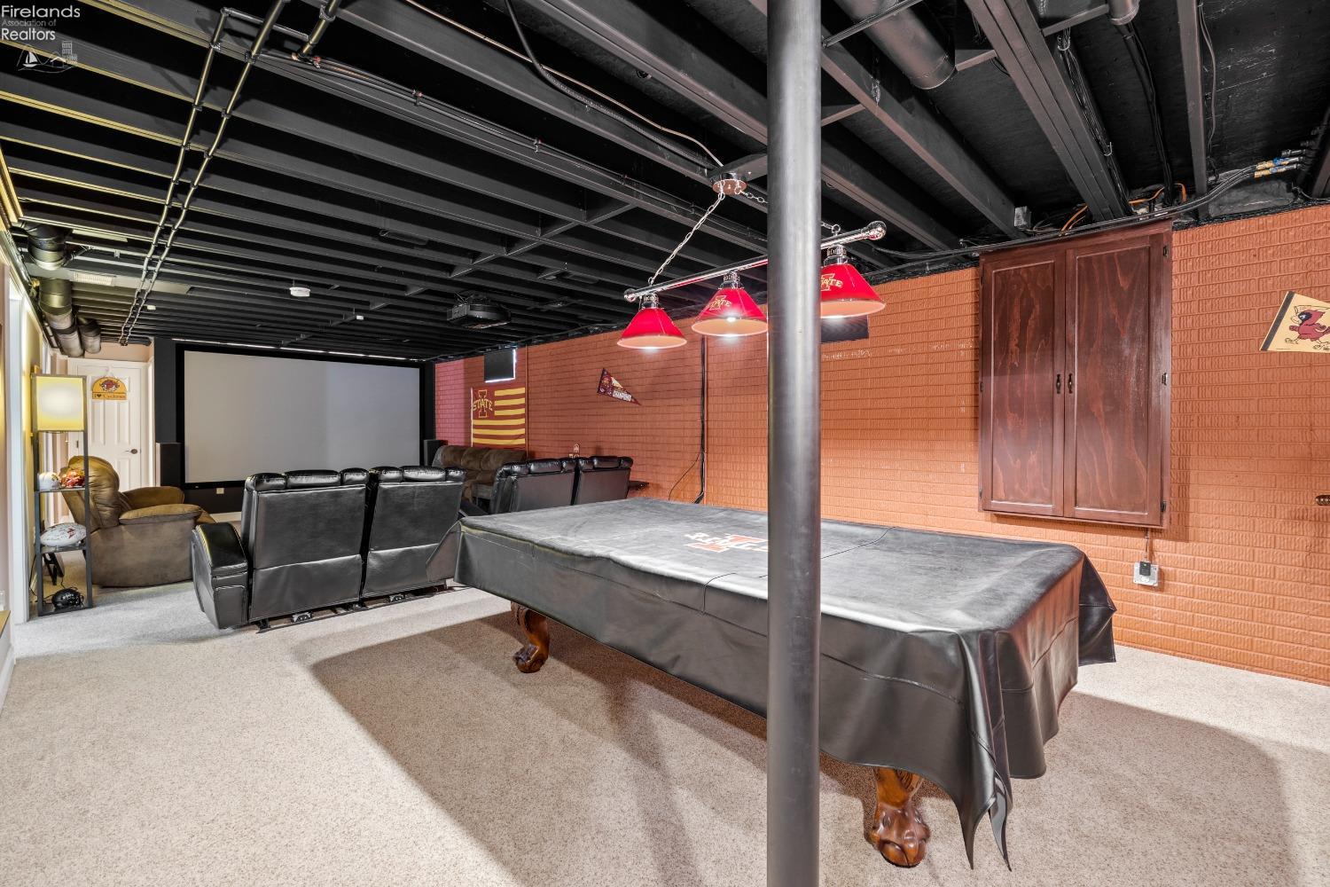 5367 Walls Channel Drive