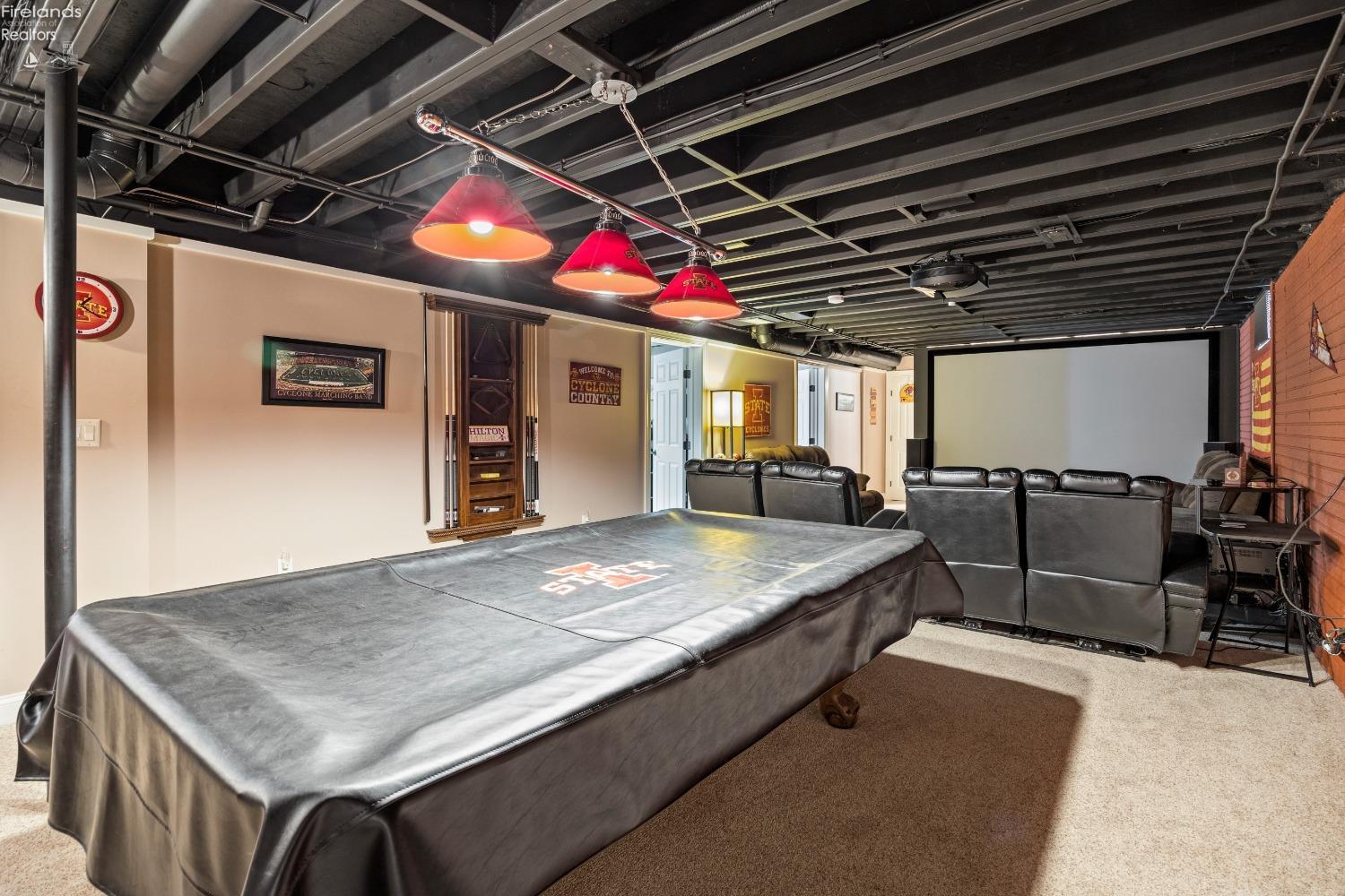 5367 Walls Channel Drive