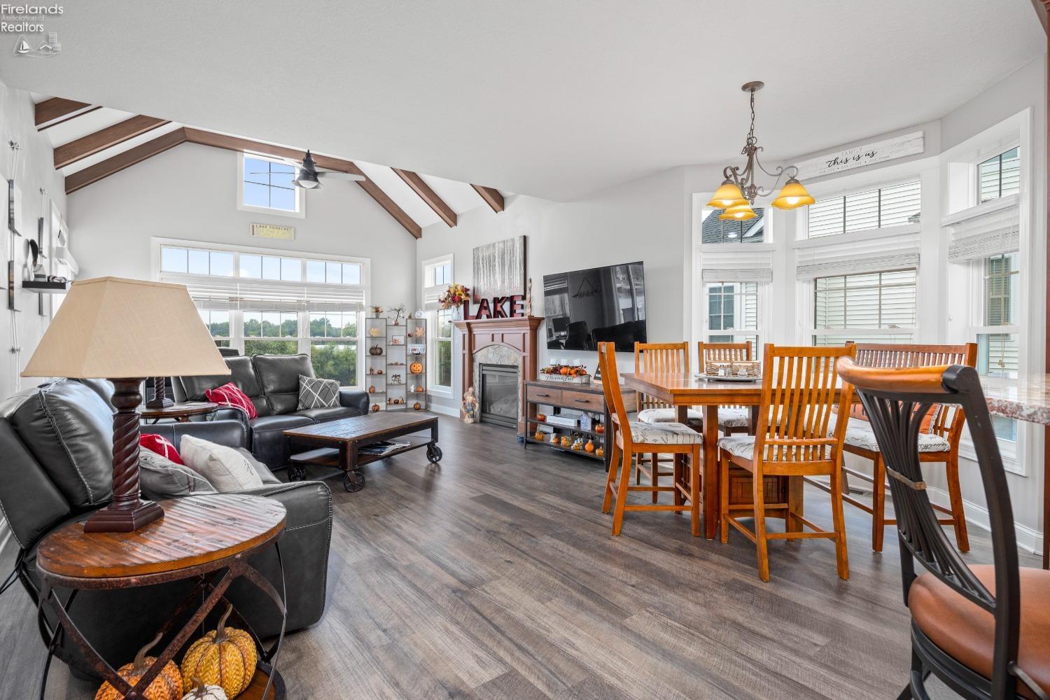 5367 Walls Channel Drive