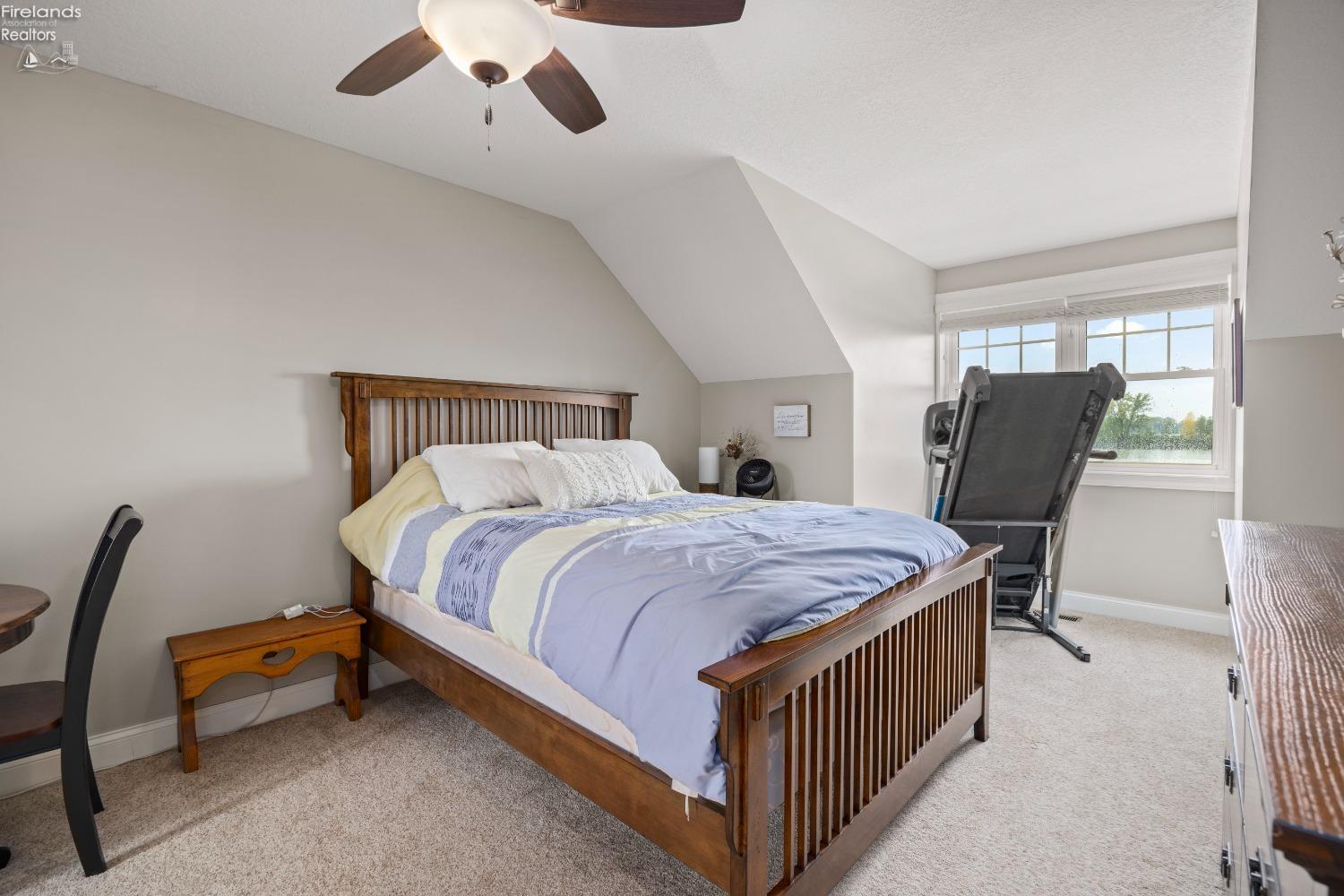 5367 Walls Channel Drive