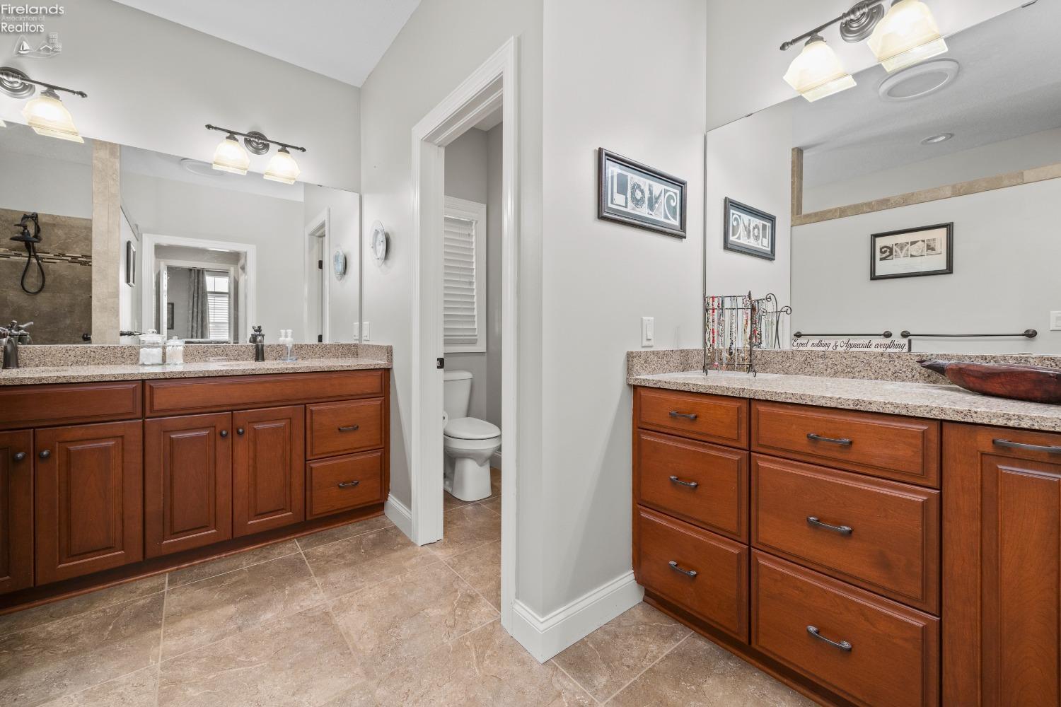 5367 Walls Channel Drive