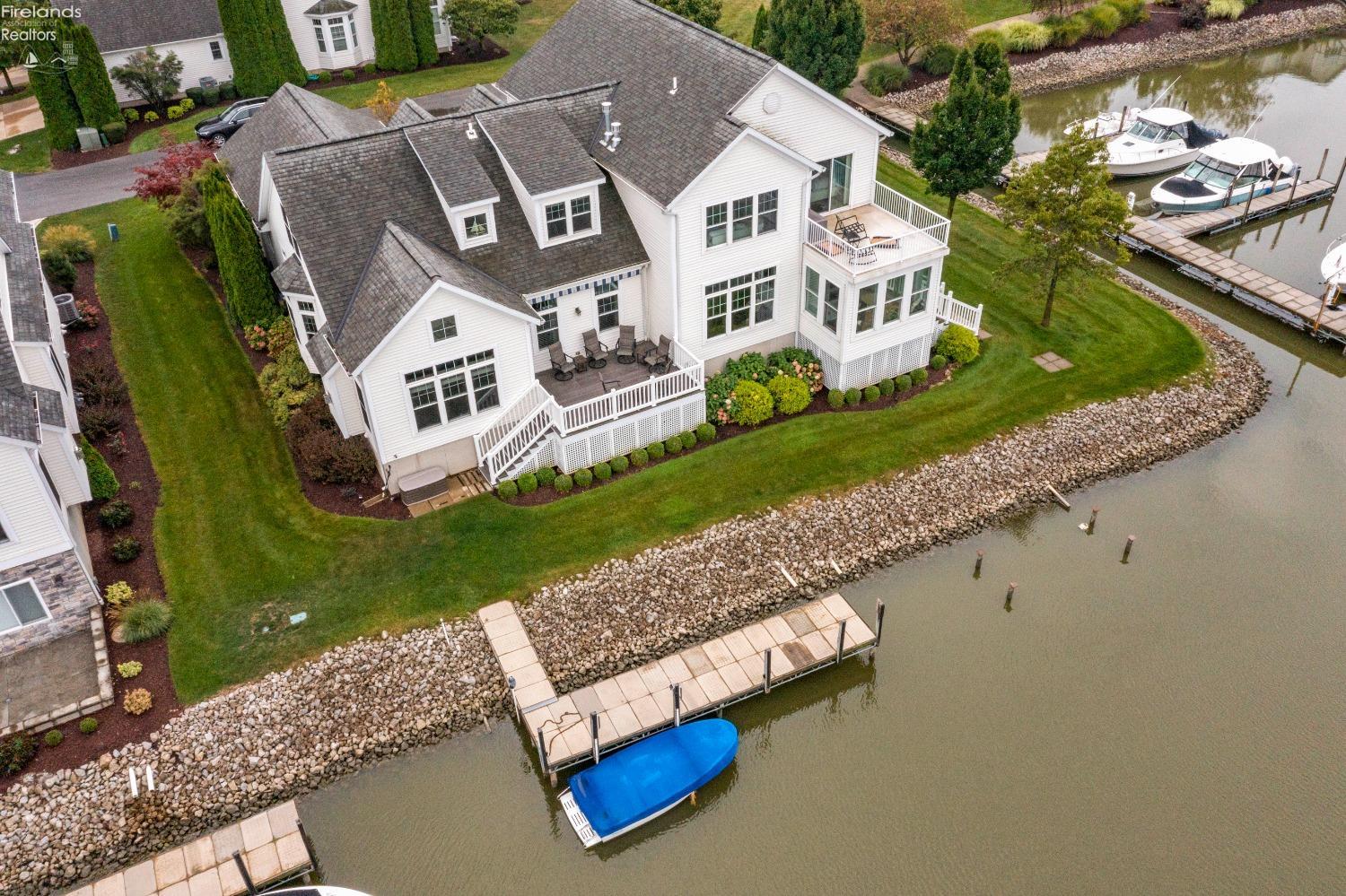 5367 Walls Channel Drive