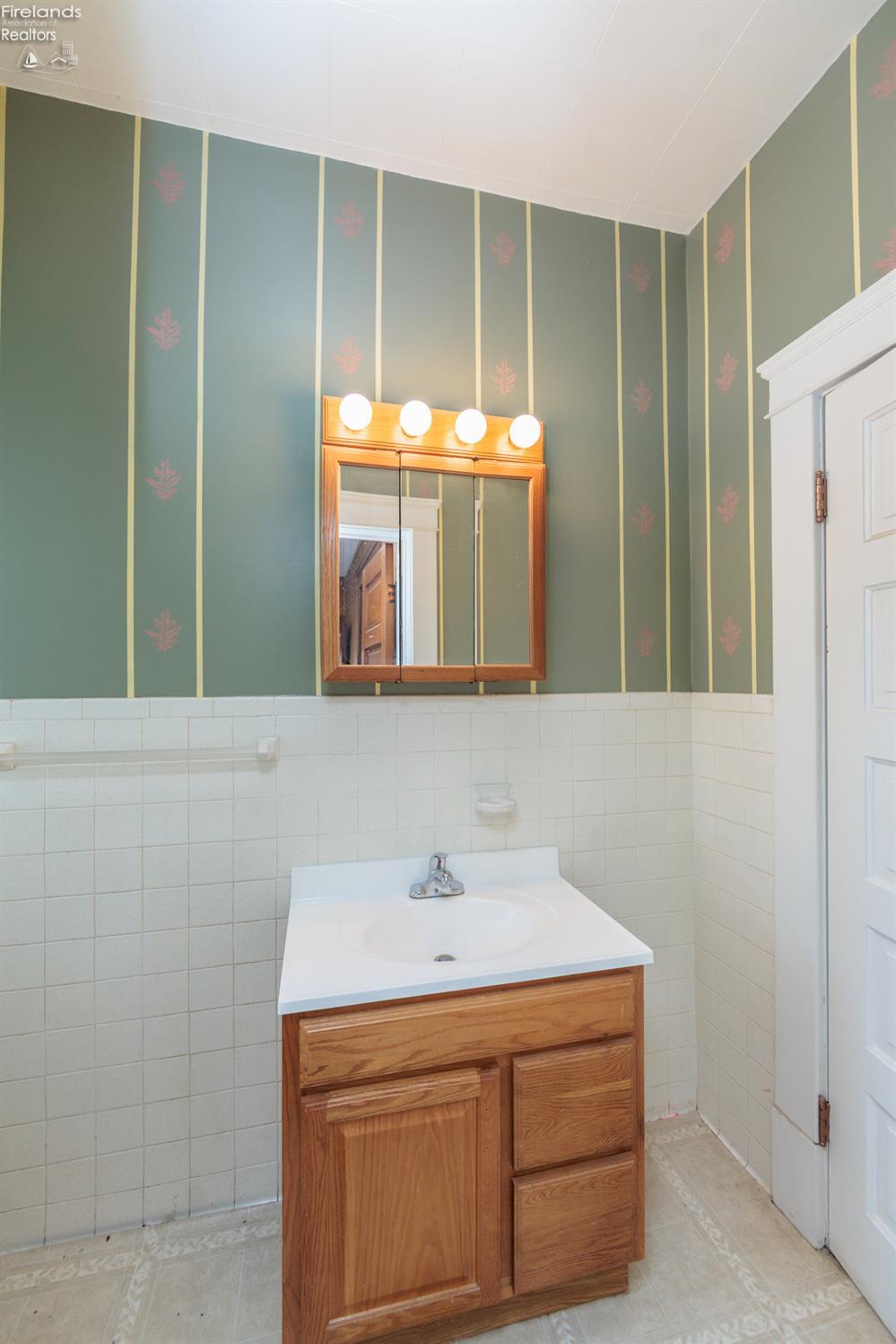 714 W Jefferson Street