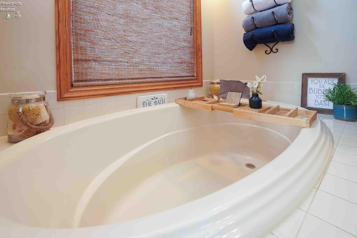 3656 N County Road 43