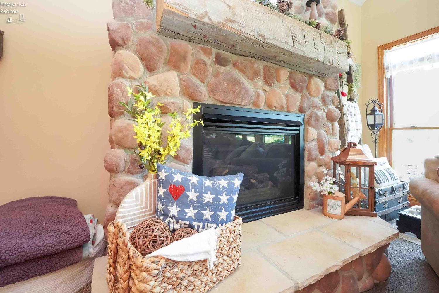 3656 N County Road 43