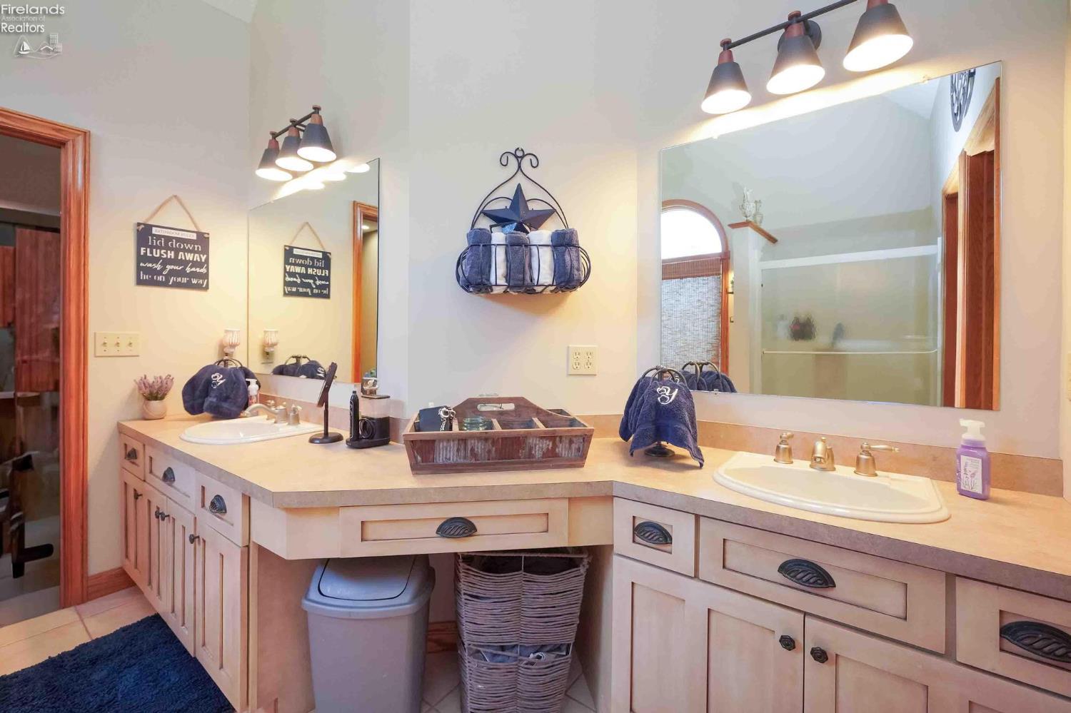 3656 N County Road 43