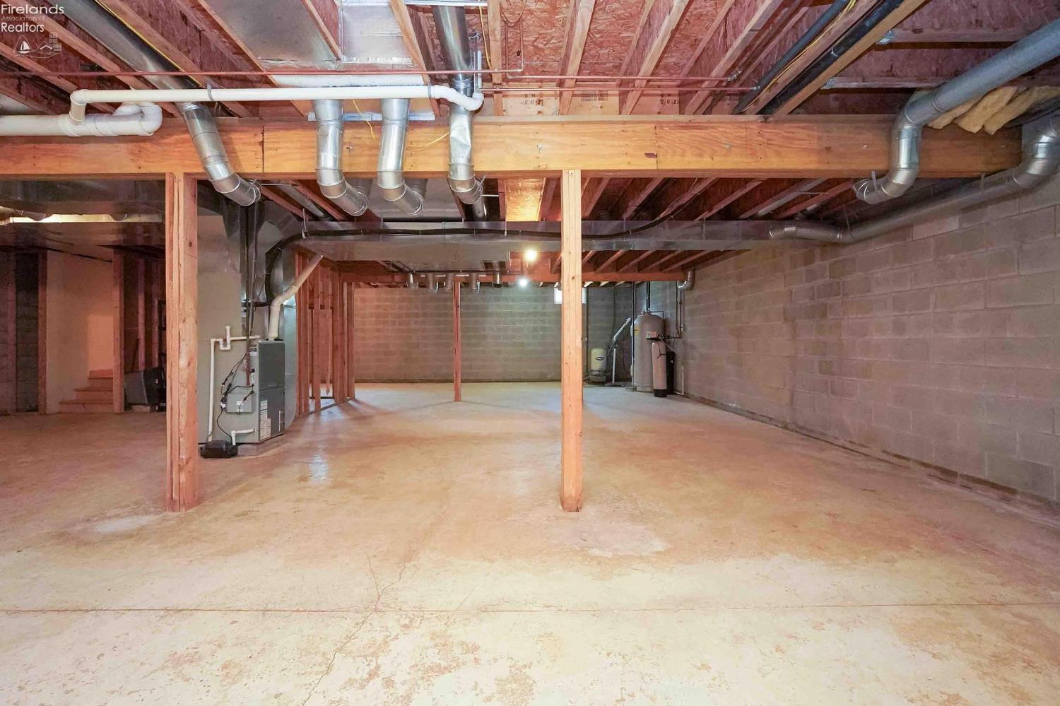 3656 N County Road 43