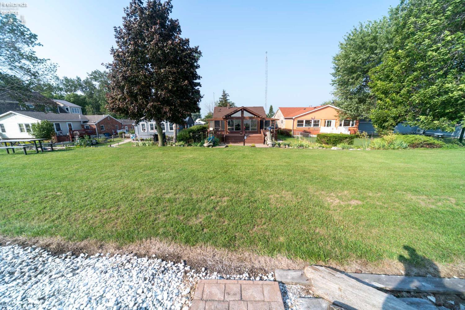 11103 Dyke Rd.