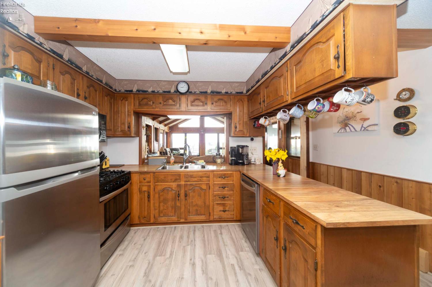 11103 Dyke Rd.