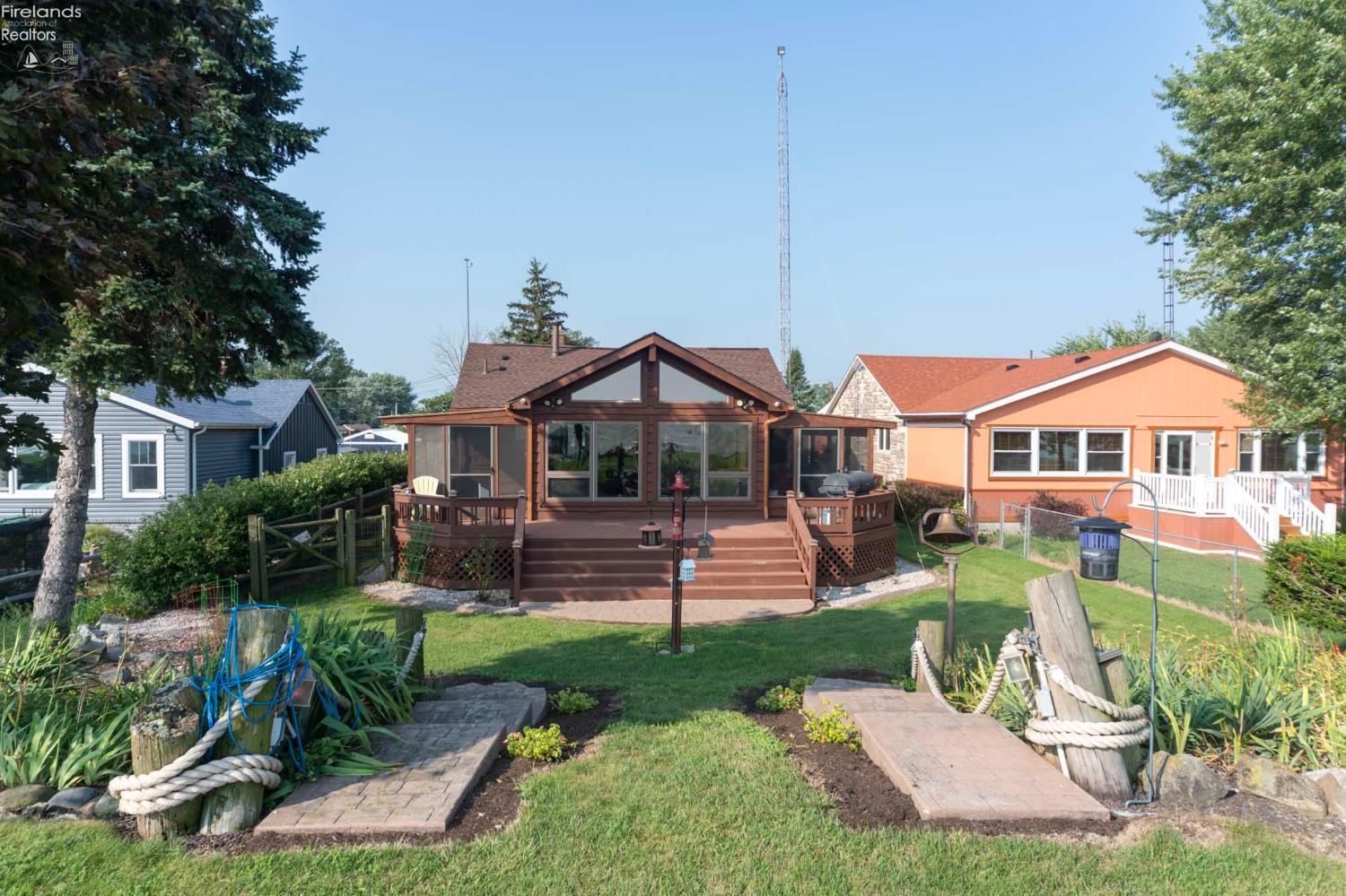 11103 Dyke Rd.