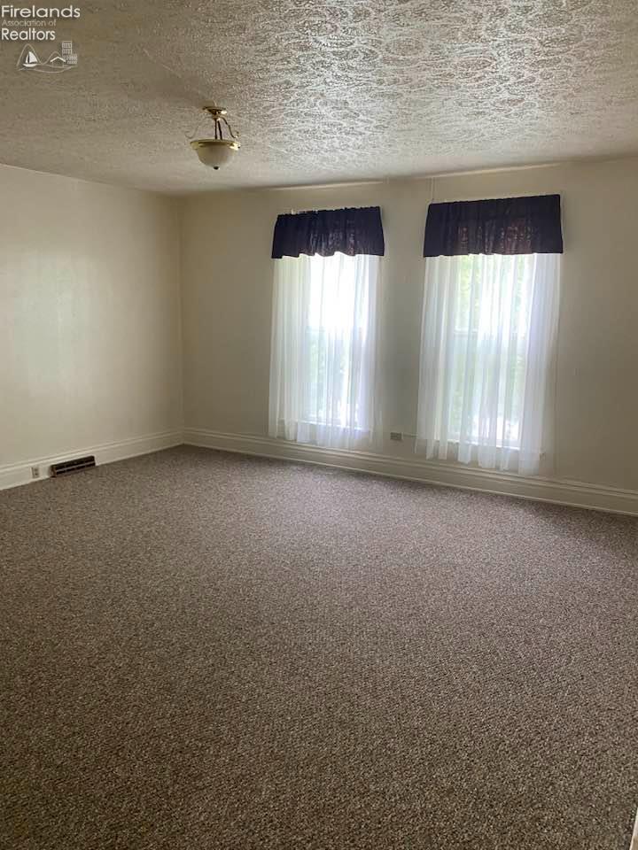 38 42 N Washington Street