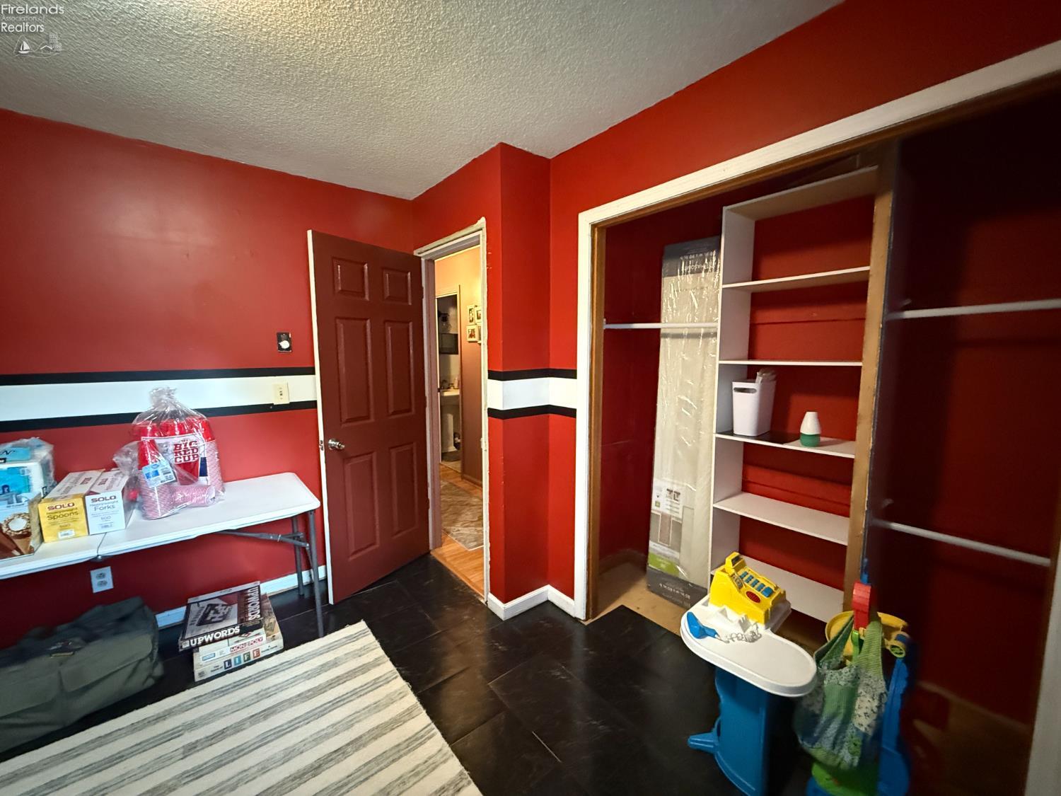 154 N State Route 587