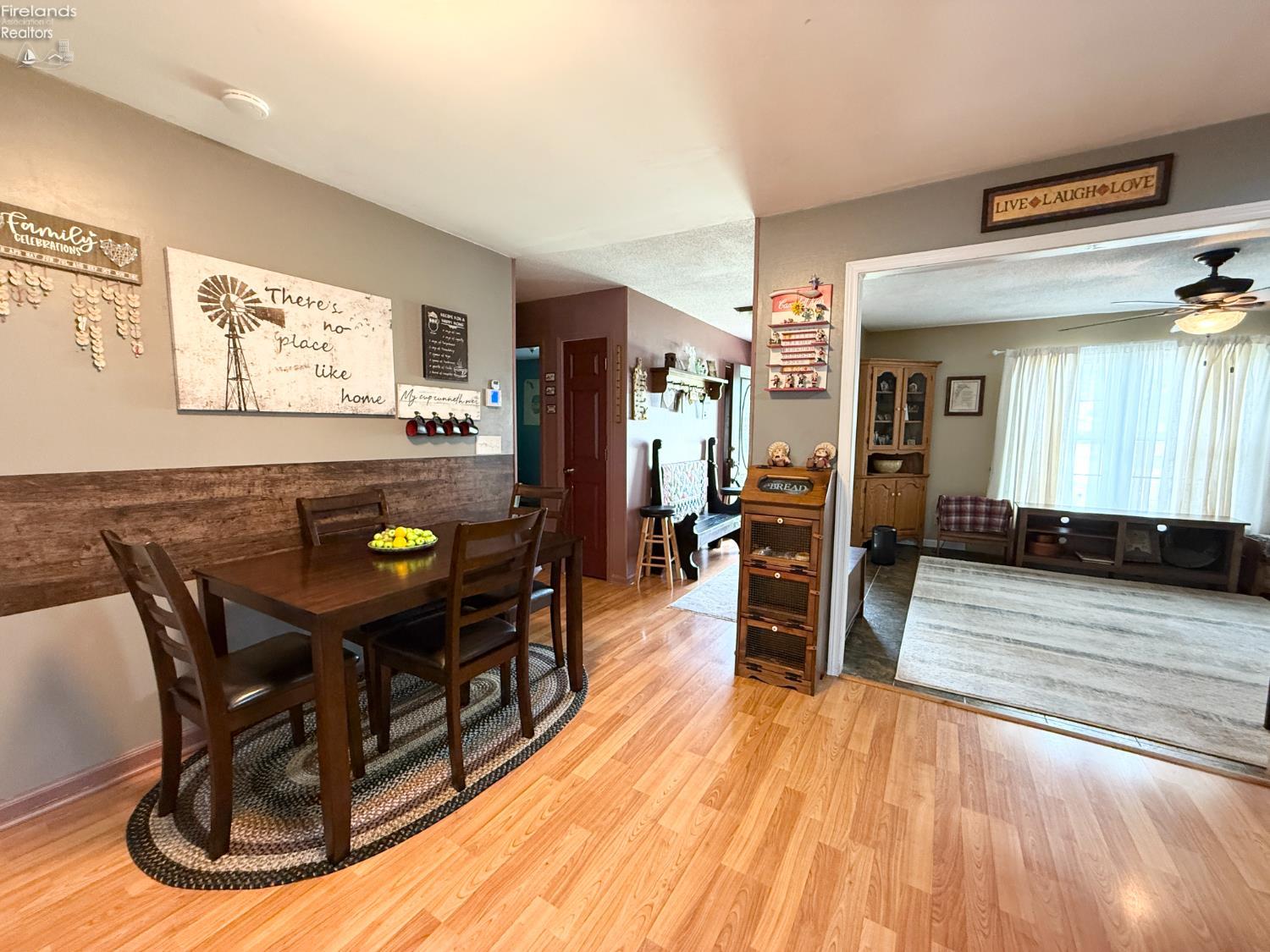 154 N State Route 587