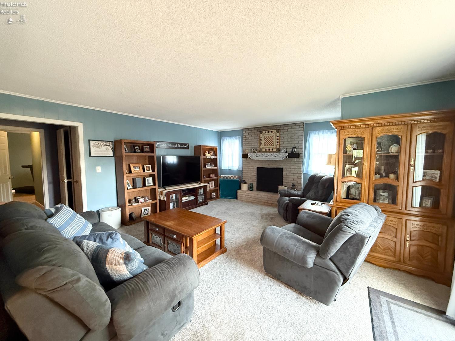 154 N State Route 587