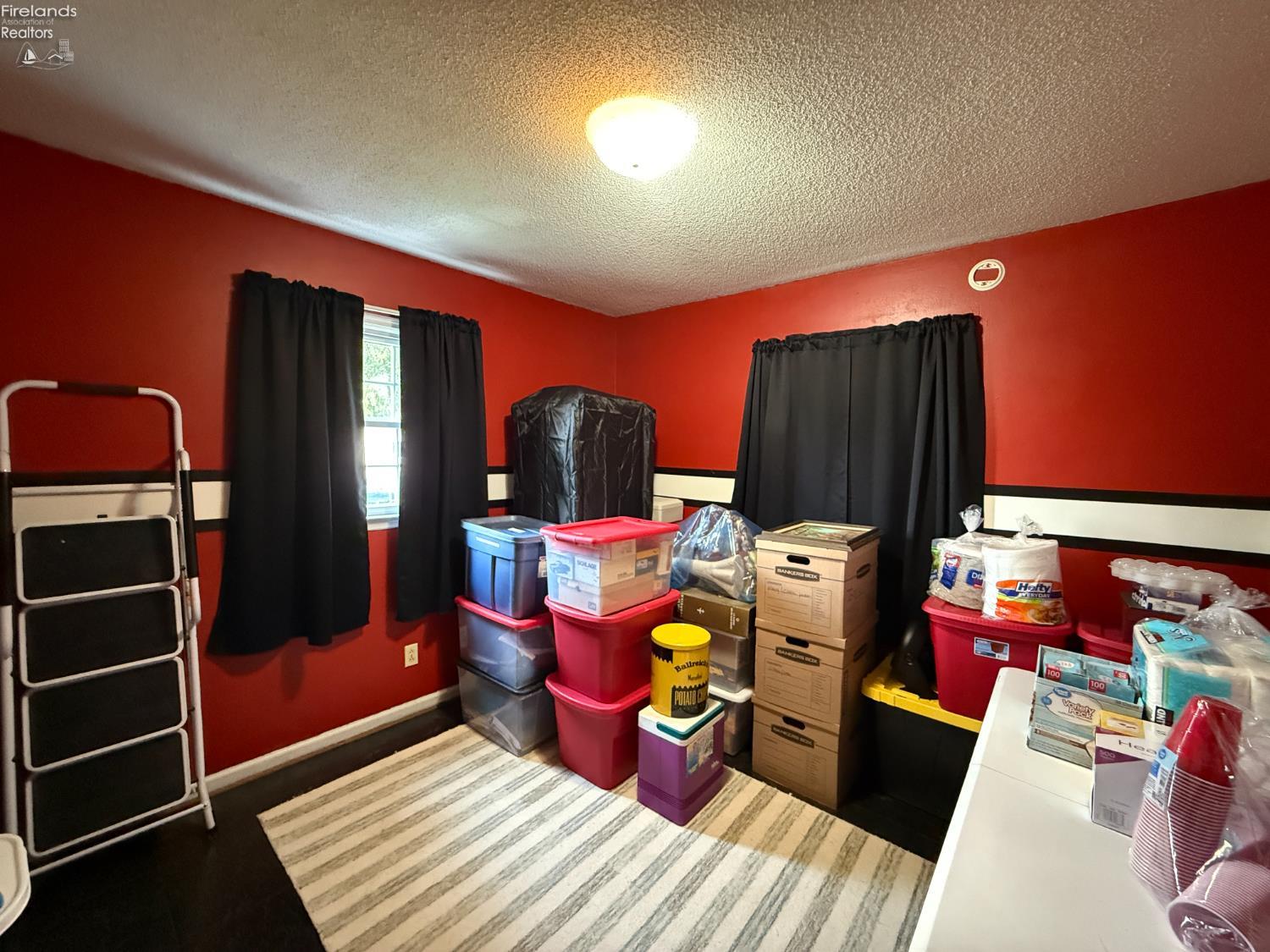 154 N State Route 587