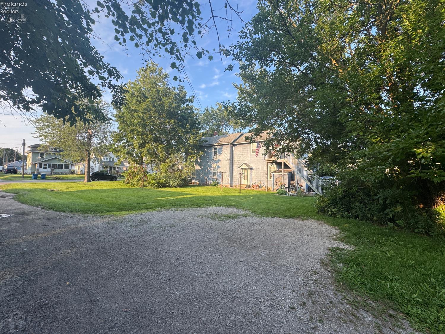 215 W 4th Street