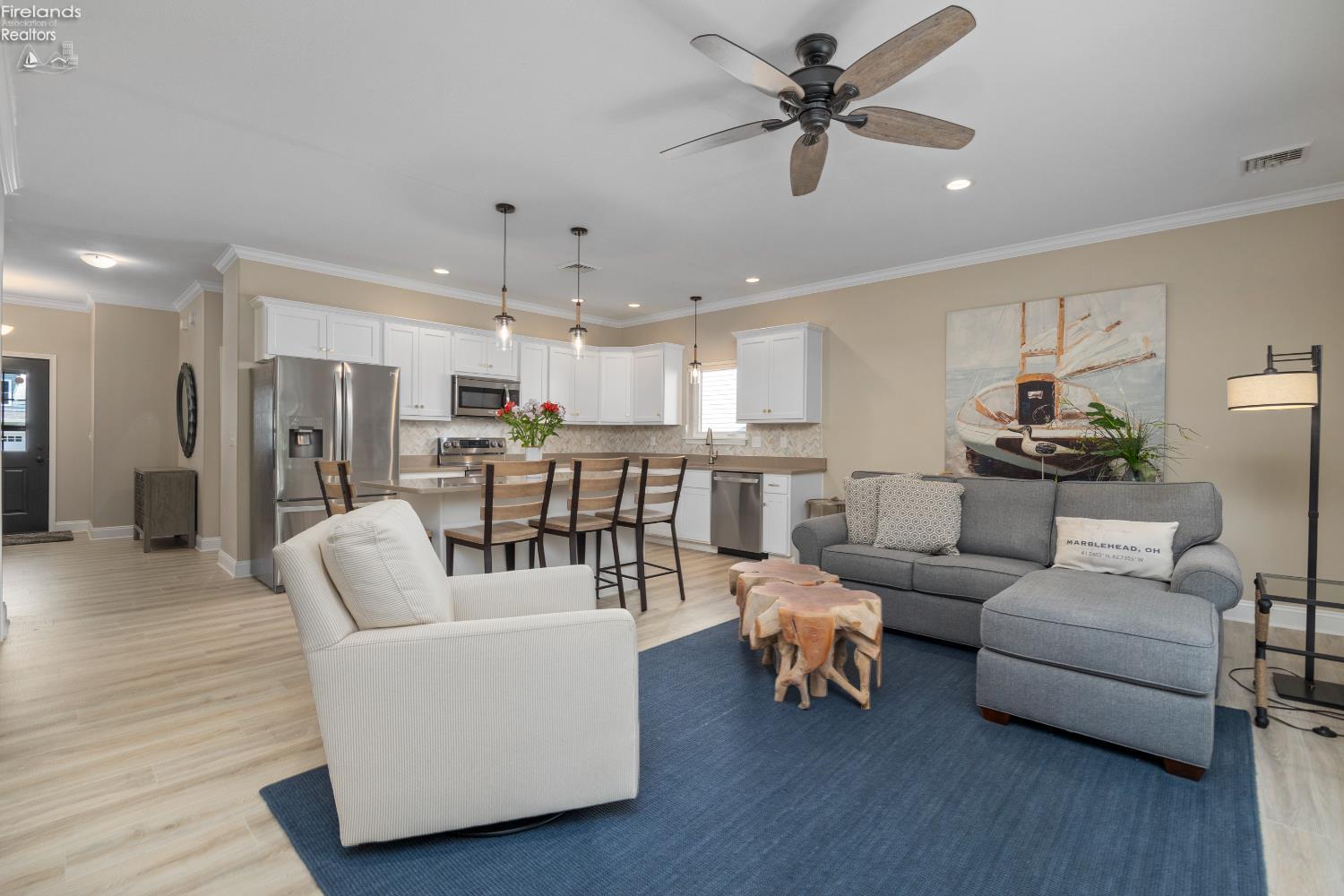 313 Lighthouse Oval