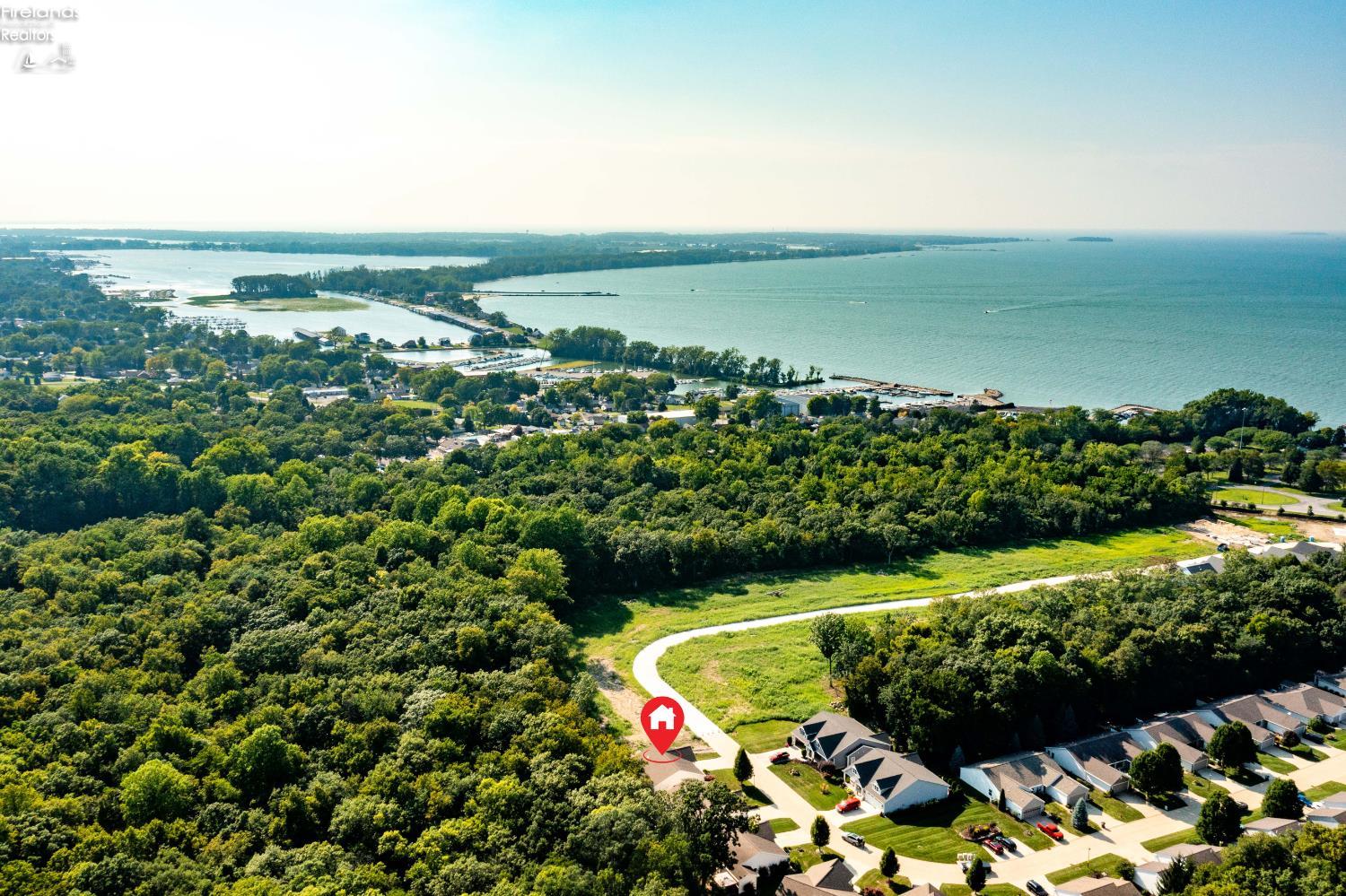 313 Lighthouse Oval