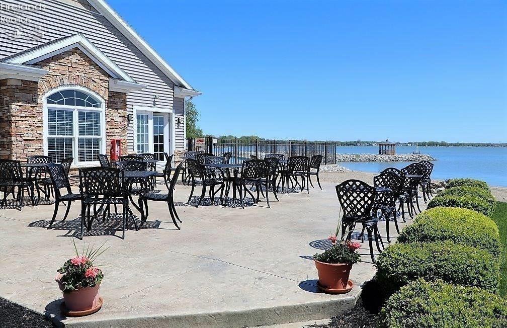 2729 S Harbor Bay Drive