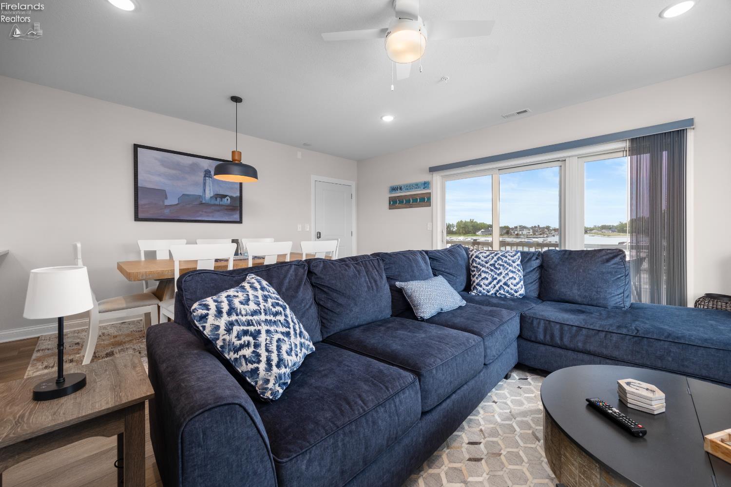 2729 S Harbor Bay Drive