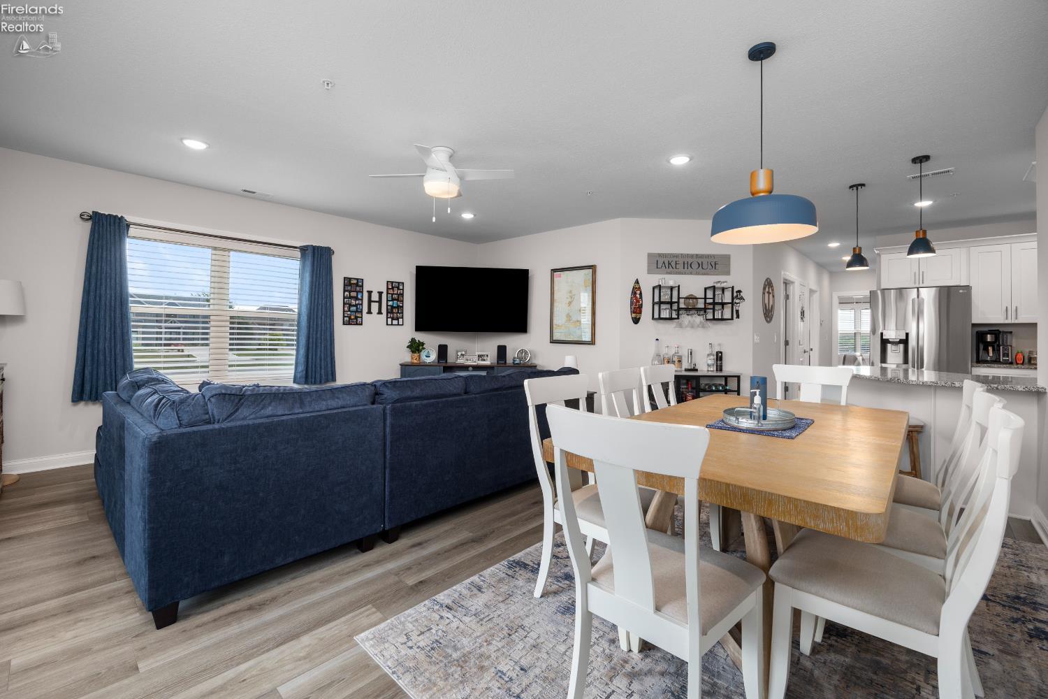 2729 S Harbor Bay Drive