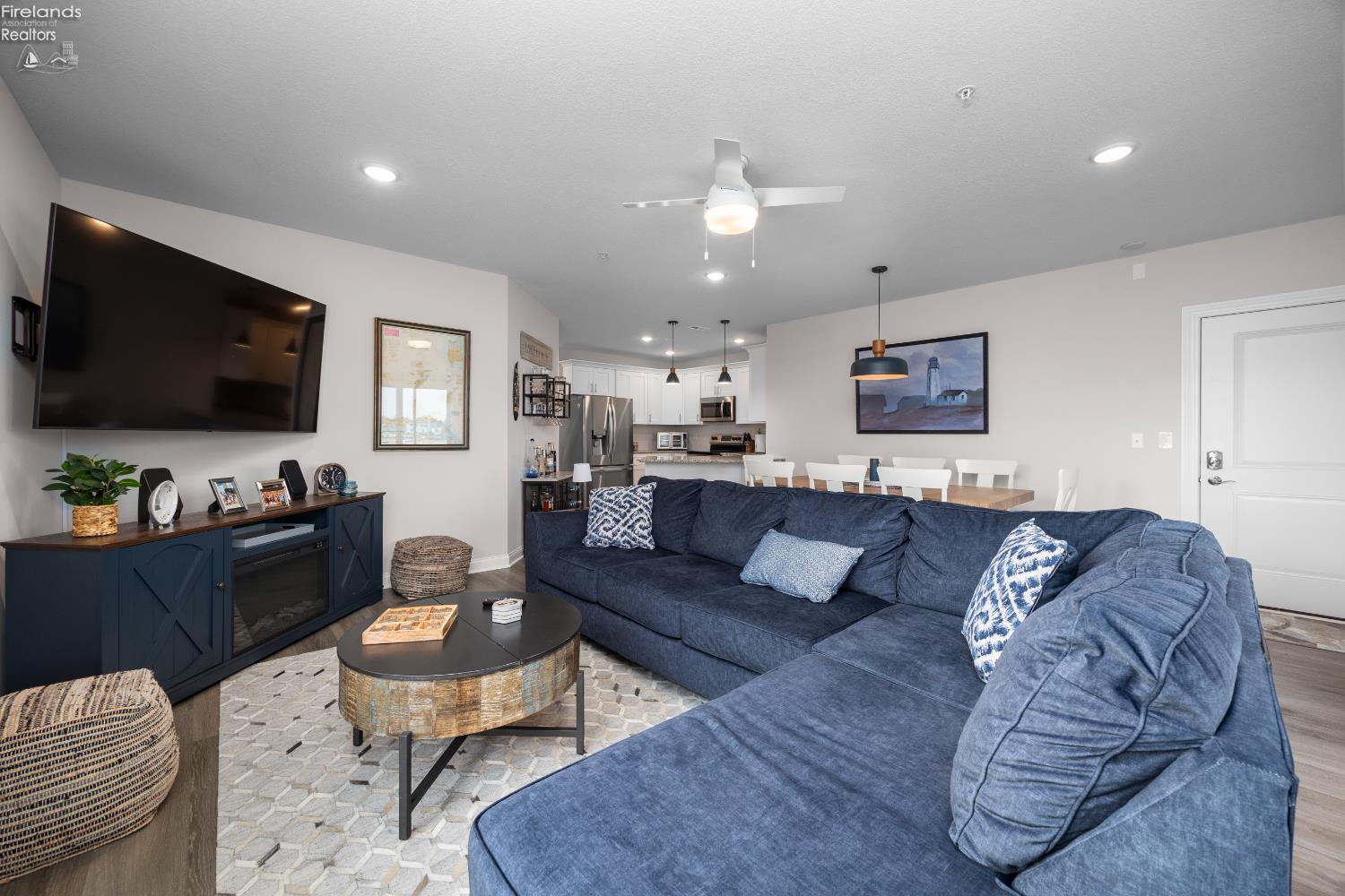 2729 S Harbor Bay Drive