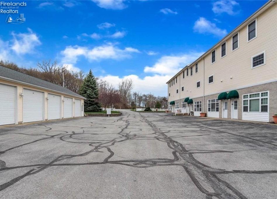 107 Legends Lane