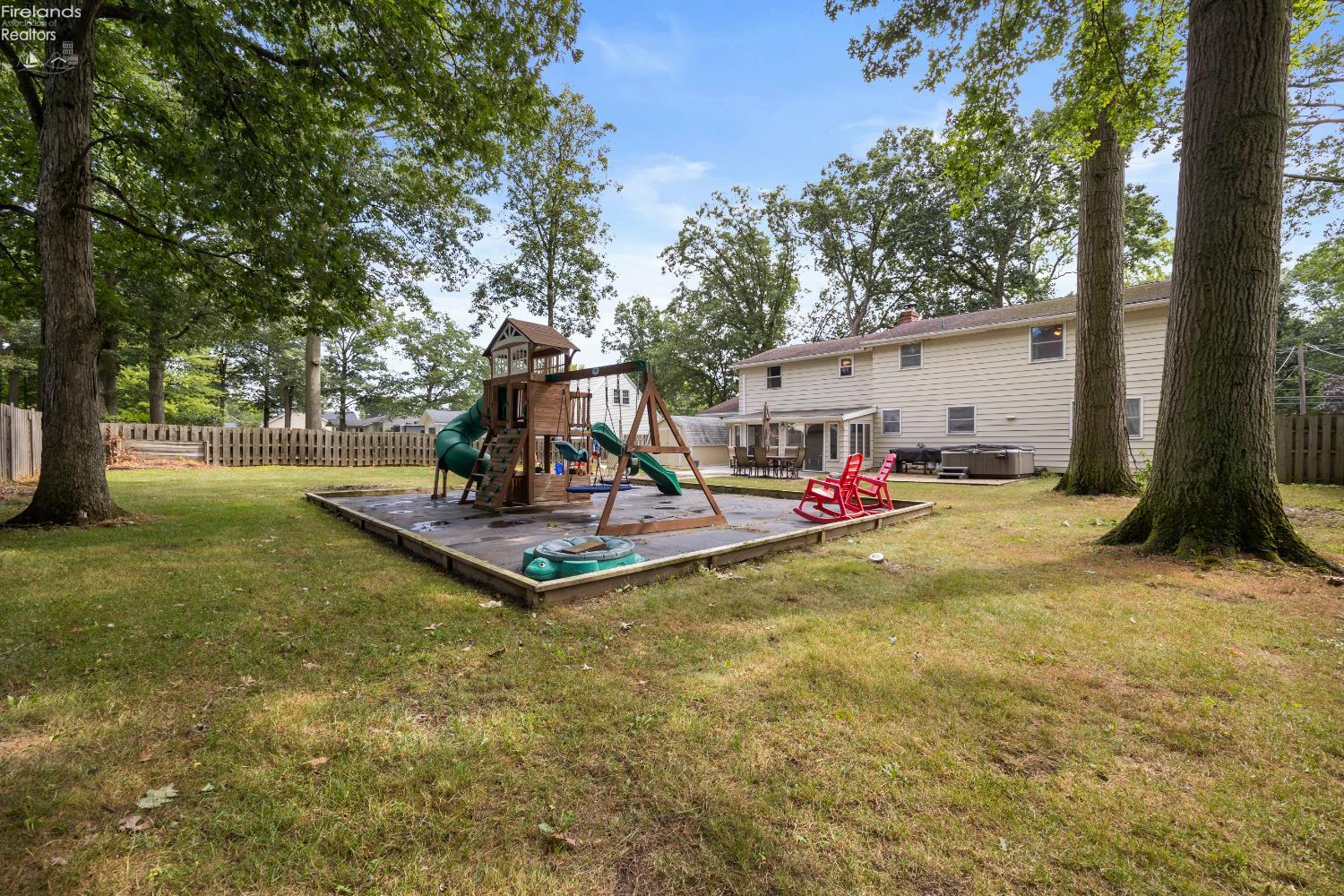 700 Sunnyside Rd
