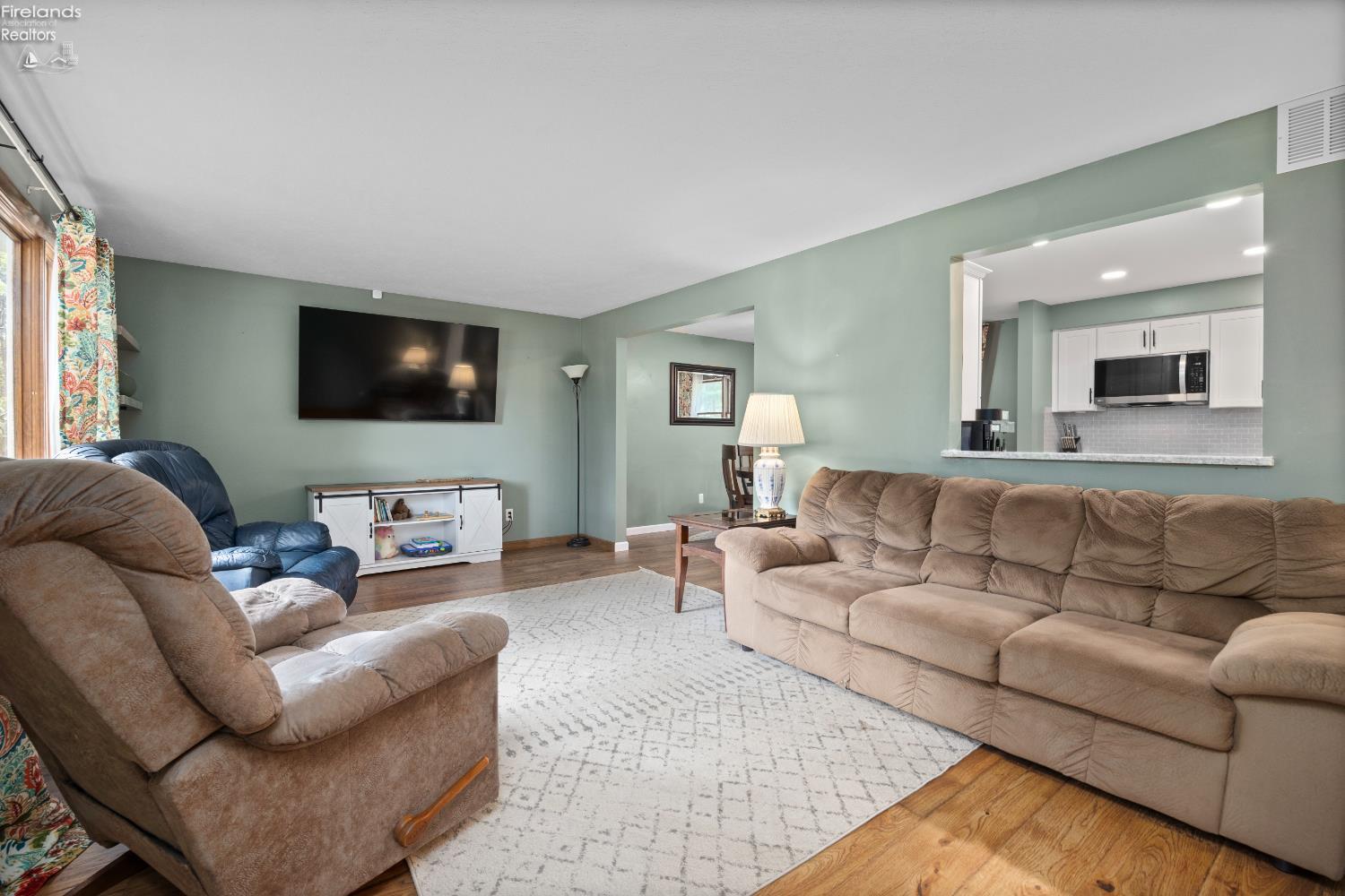 700 Sunnyside Rd