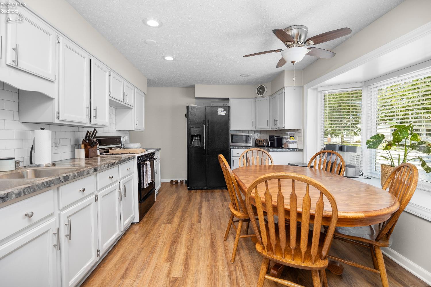 154 Oakwood Dr.