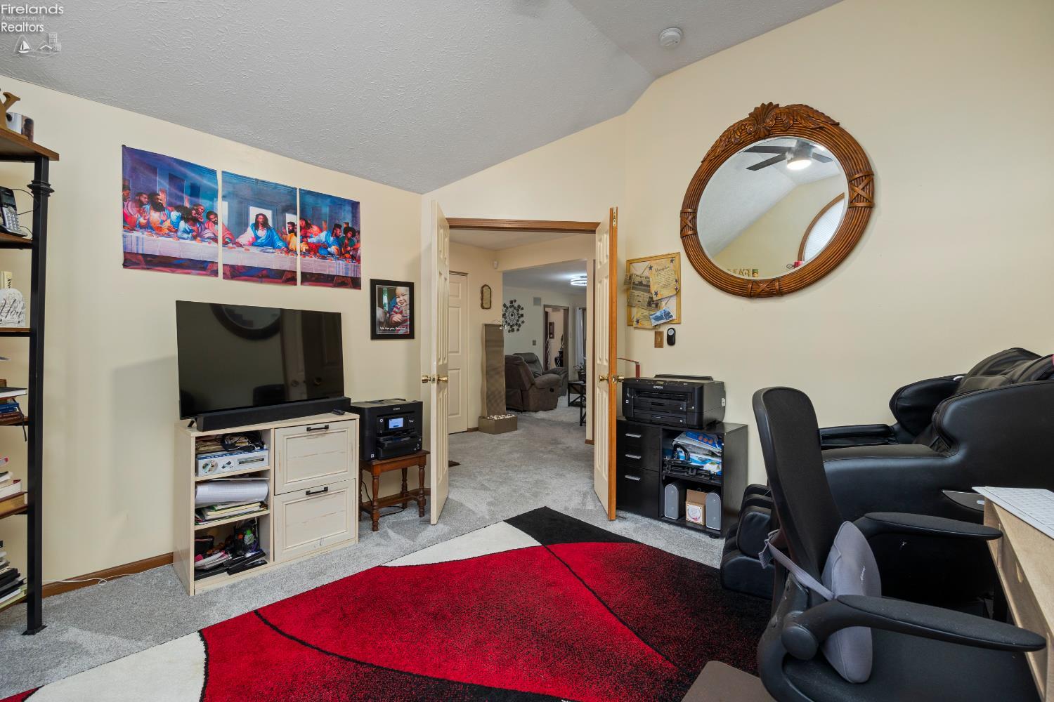 5107 Edgewood Dr