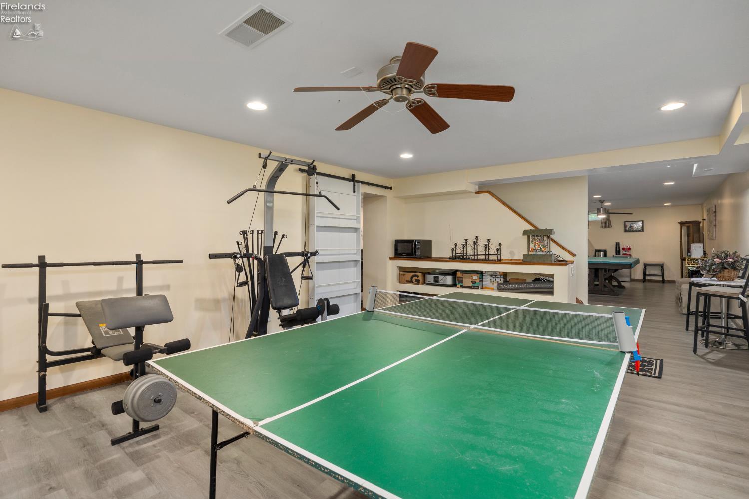 5107 Edgewood Dr