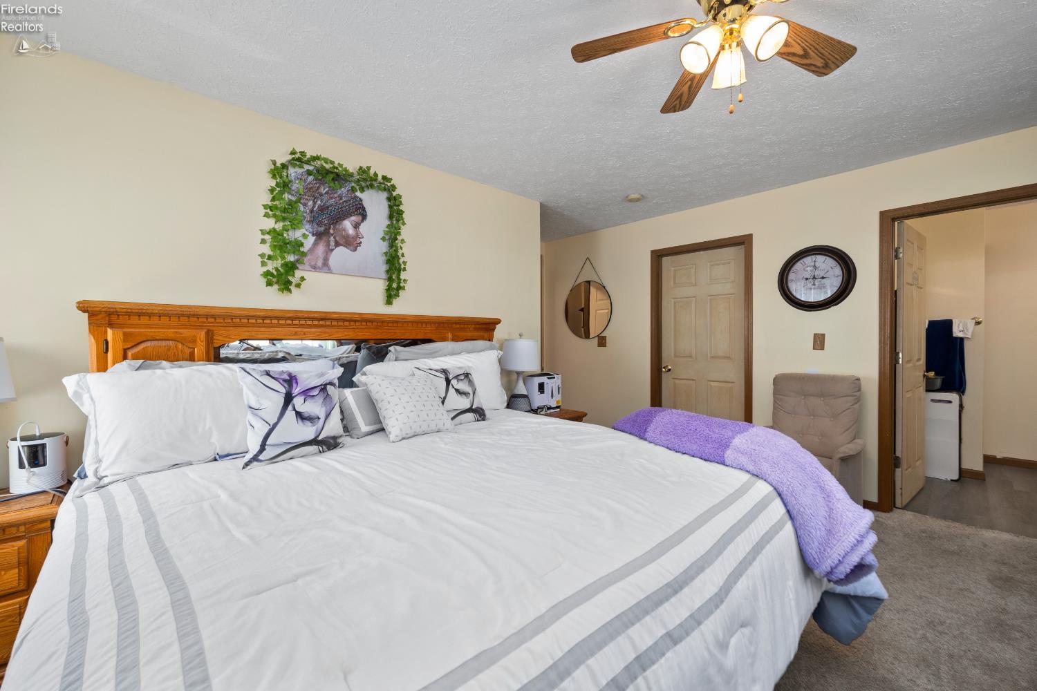 5107 Edgewood Dr
