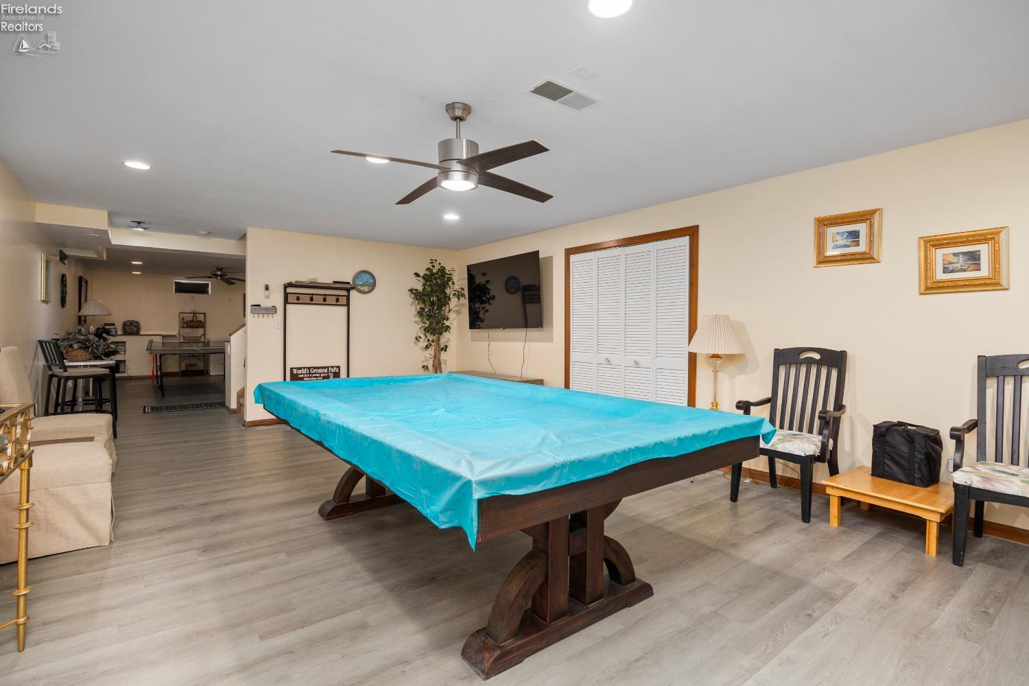 5107 Edgewood Dr