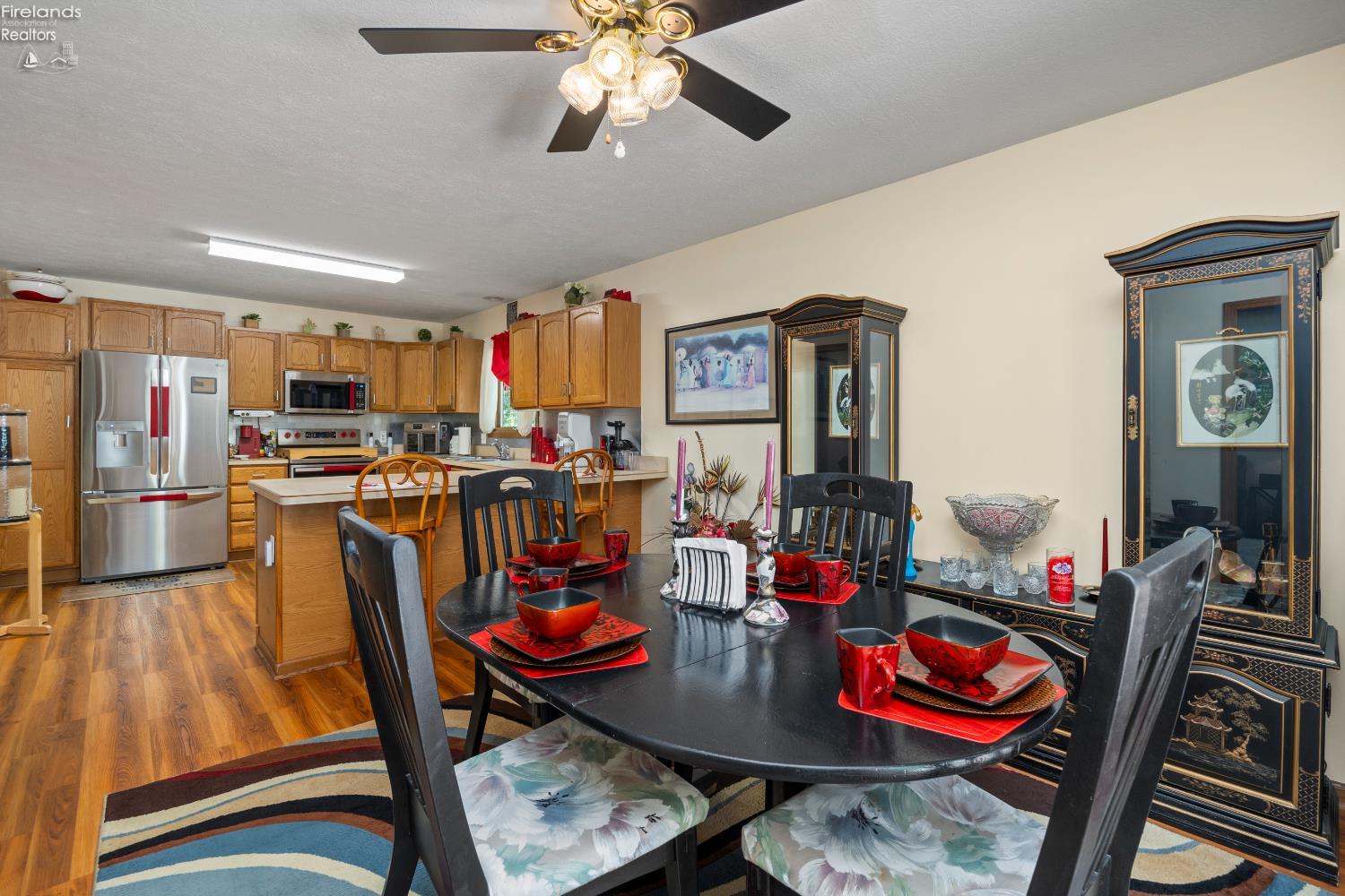 5107 Edgewood Dr