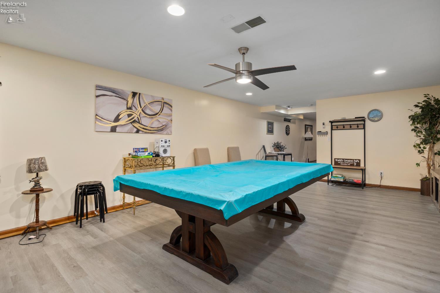 5107 Edgewood Dr